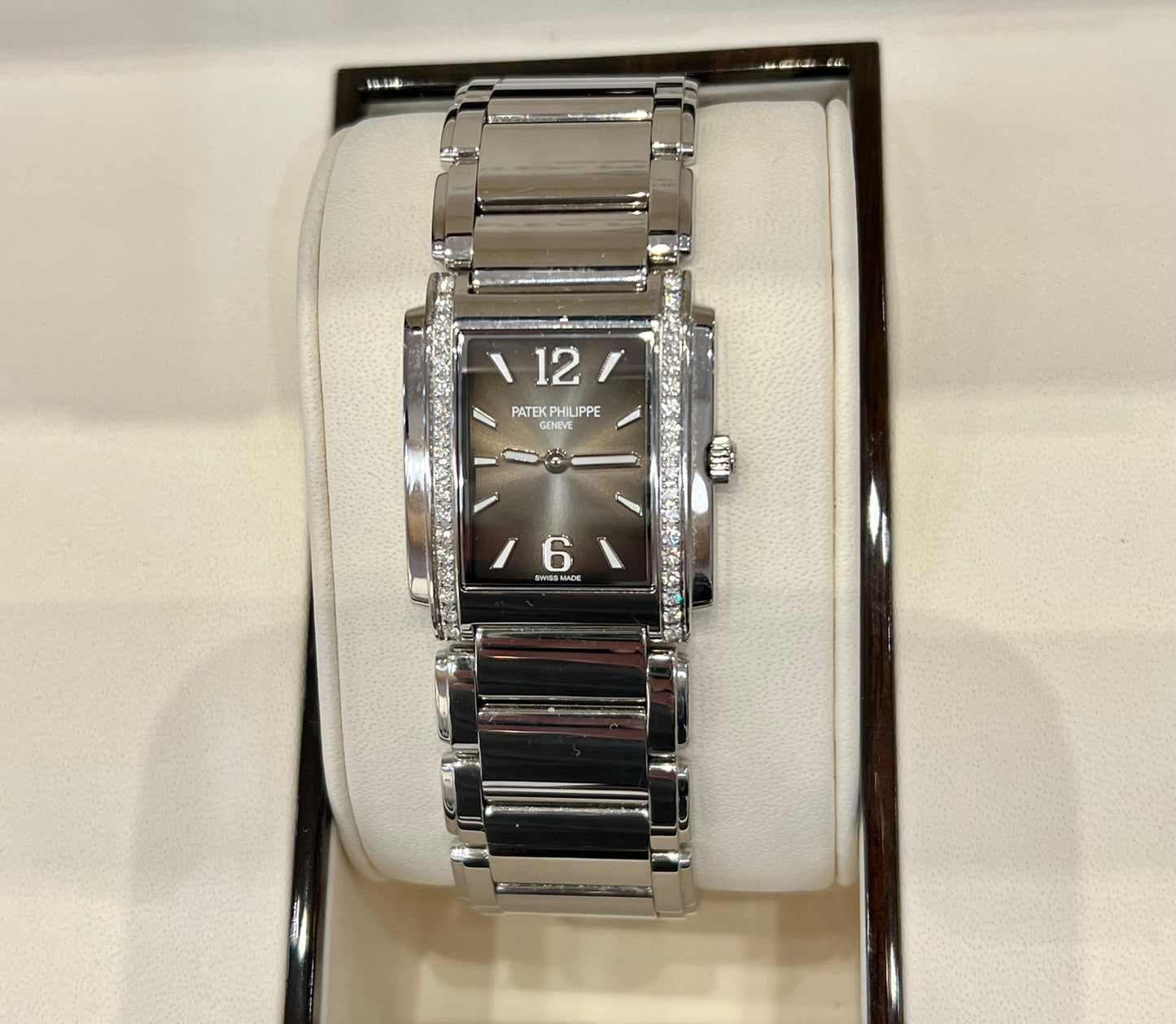 Patek Philippe Twenty~4 910/1200A 2021