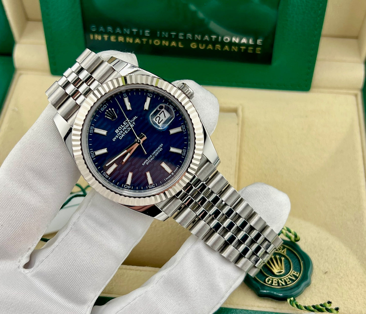 Rolex Datejust 41mm 126334 blue fluted dial 2022 jubilèe