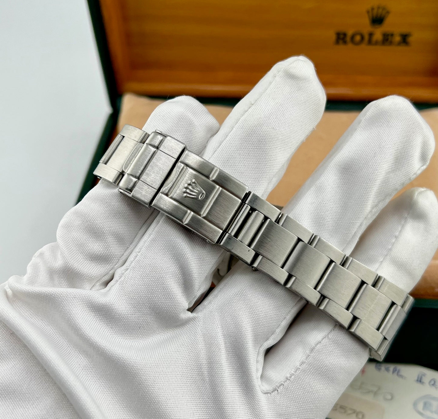 Rolex Explorer II 16570 White Dial ''Swiss'' Only full set 1994