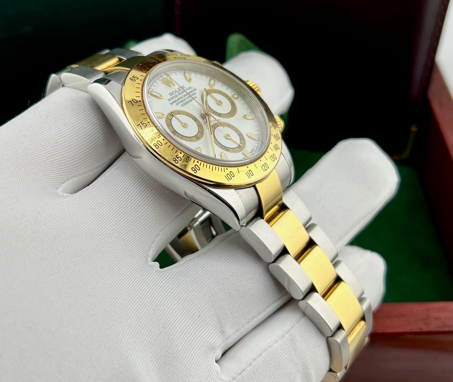 Rolex Daytona 116523 White Dial 2002 Full Set