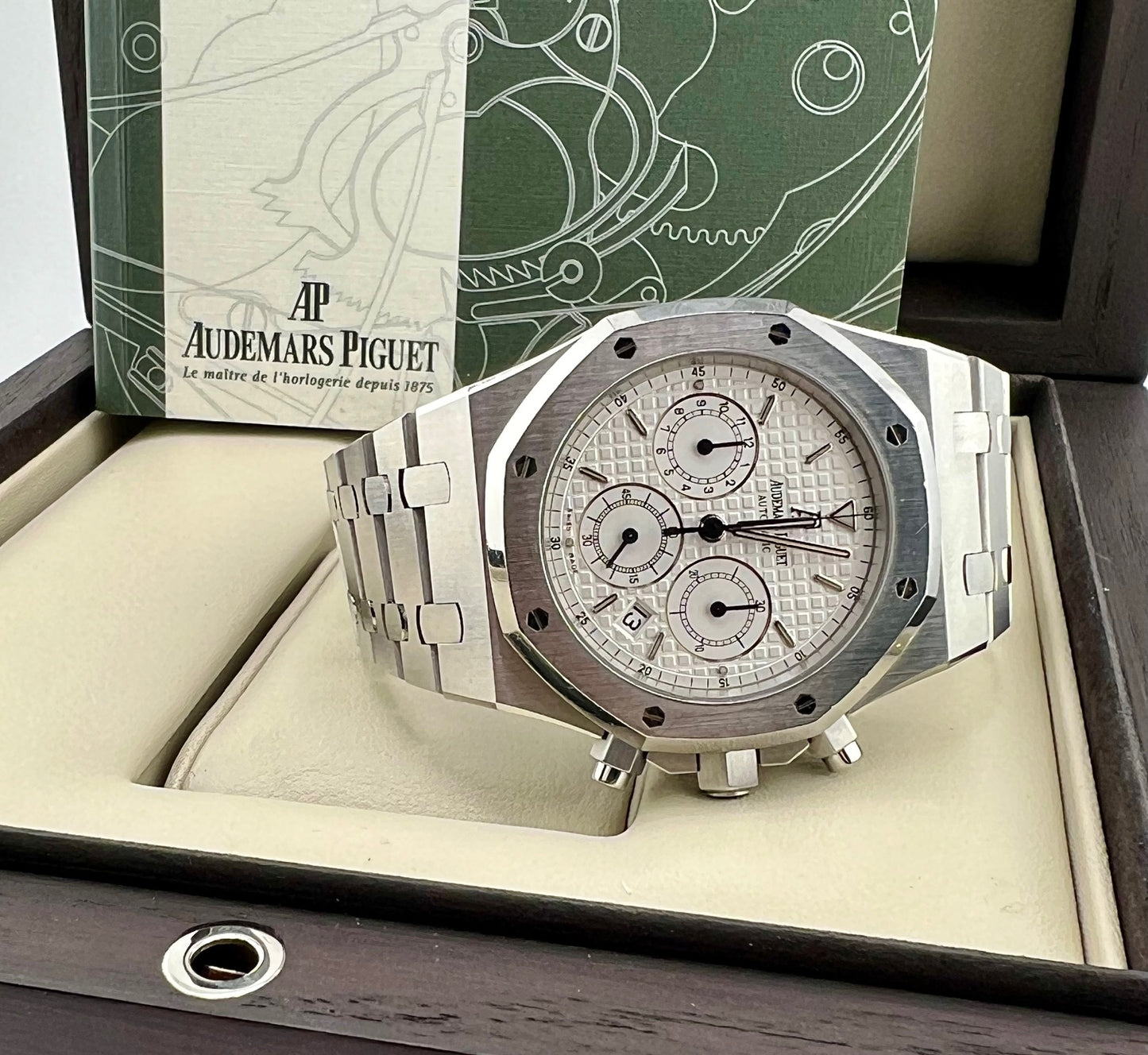 Audemars Piguet Royal Oak Chronograph 26300ST White Dial 2011 Full Set