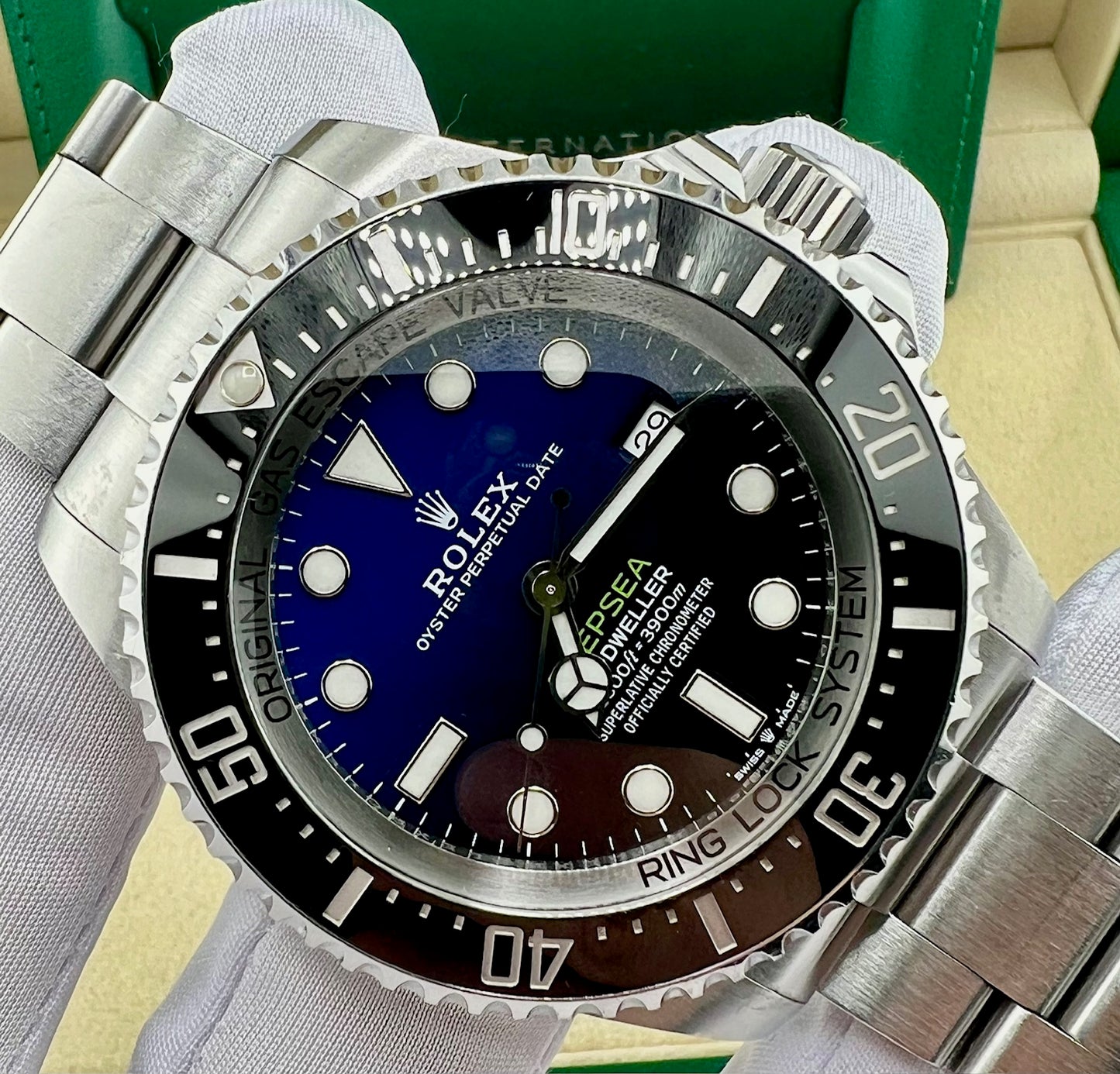 Rolex Sea-Dweller Deepsea 126660 D-Blue ''James Cameron'' 2021