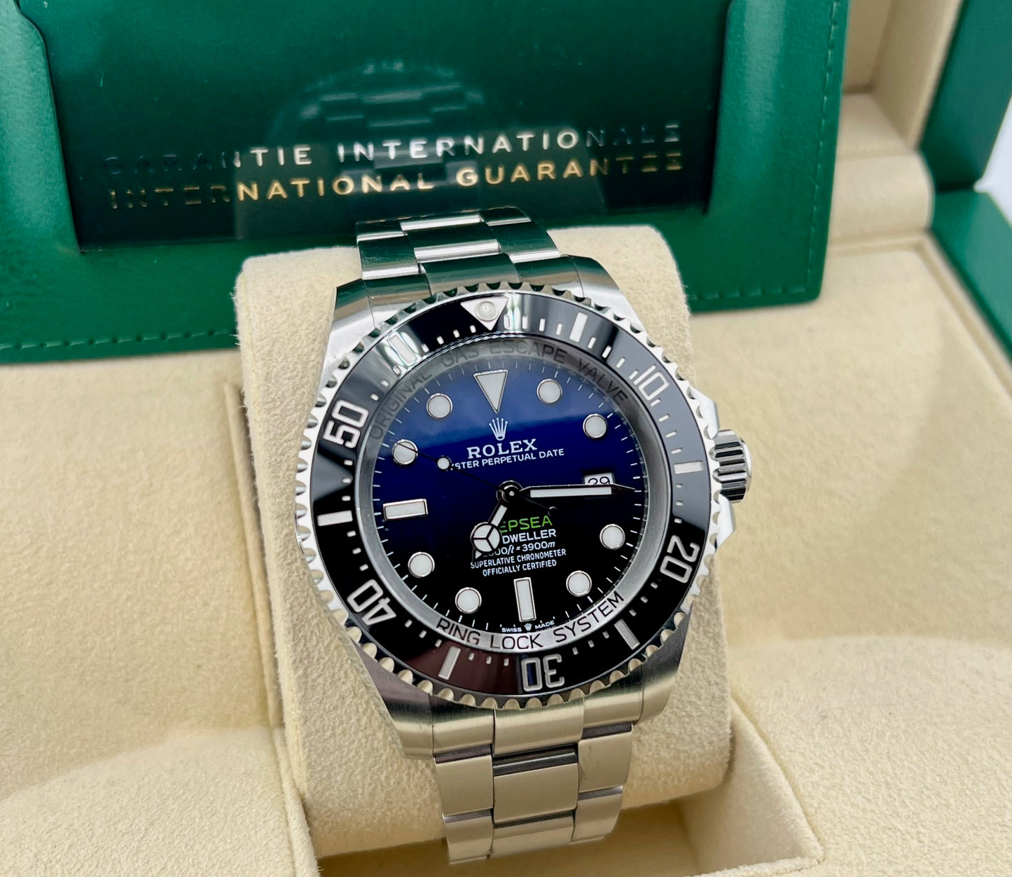 Rolex Sea-Dweller Deepsea 126660 D-Blue ''James Cameron'' 2021