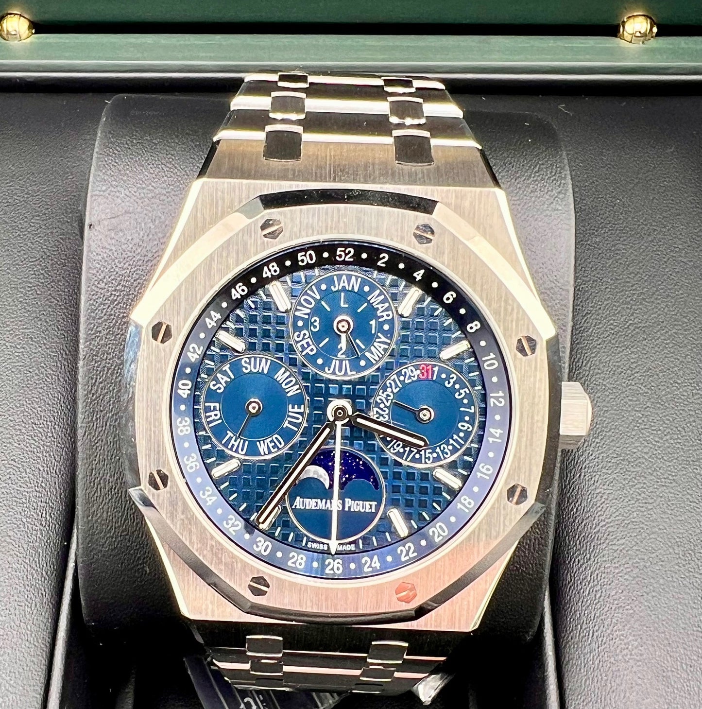 Audemars Piguet Royal Oak Perpetual Calendar 26574ST NEW full set