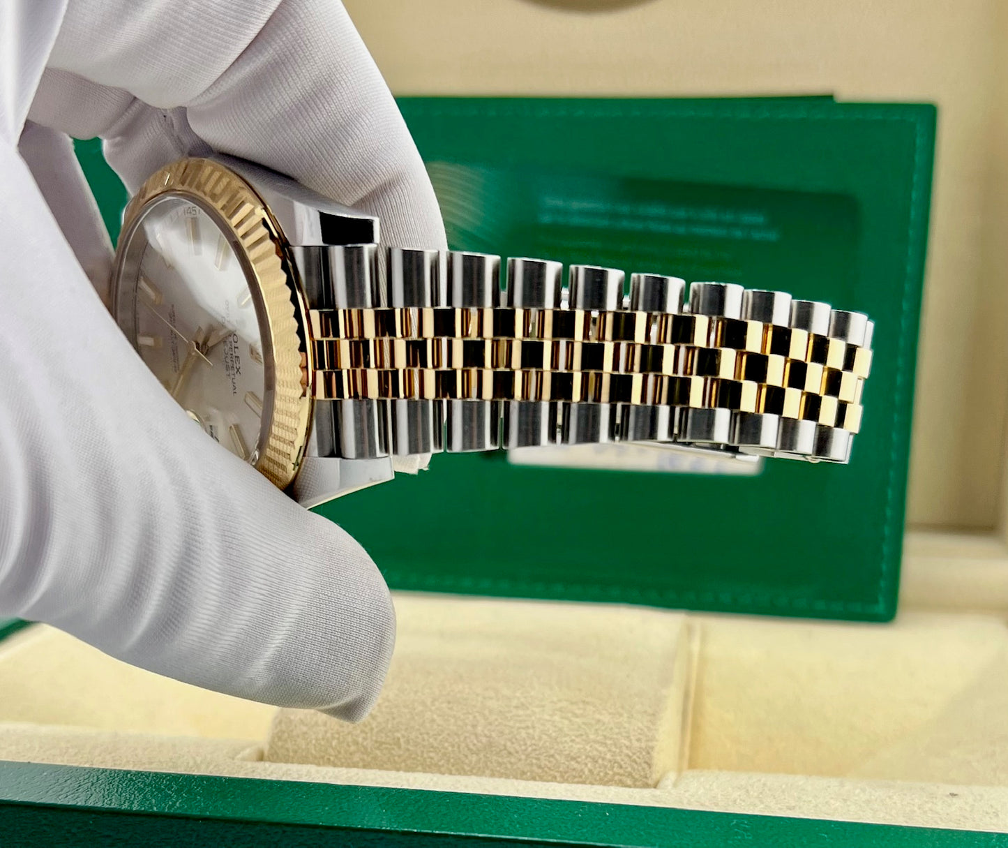 Rolex Datejust 41mm 126333 Silver Dial Jubilèe 2021 full set