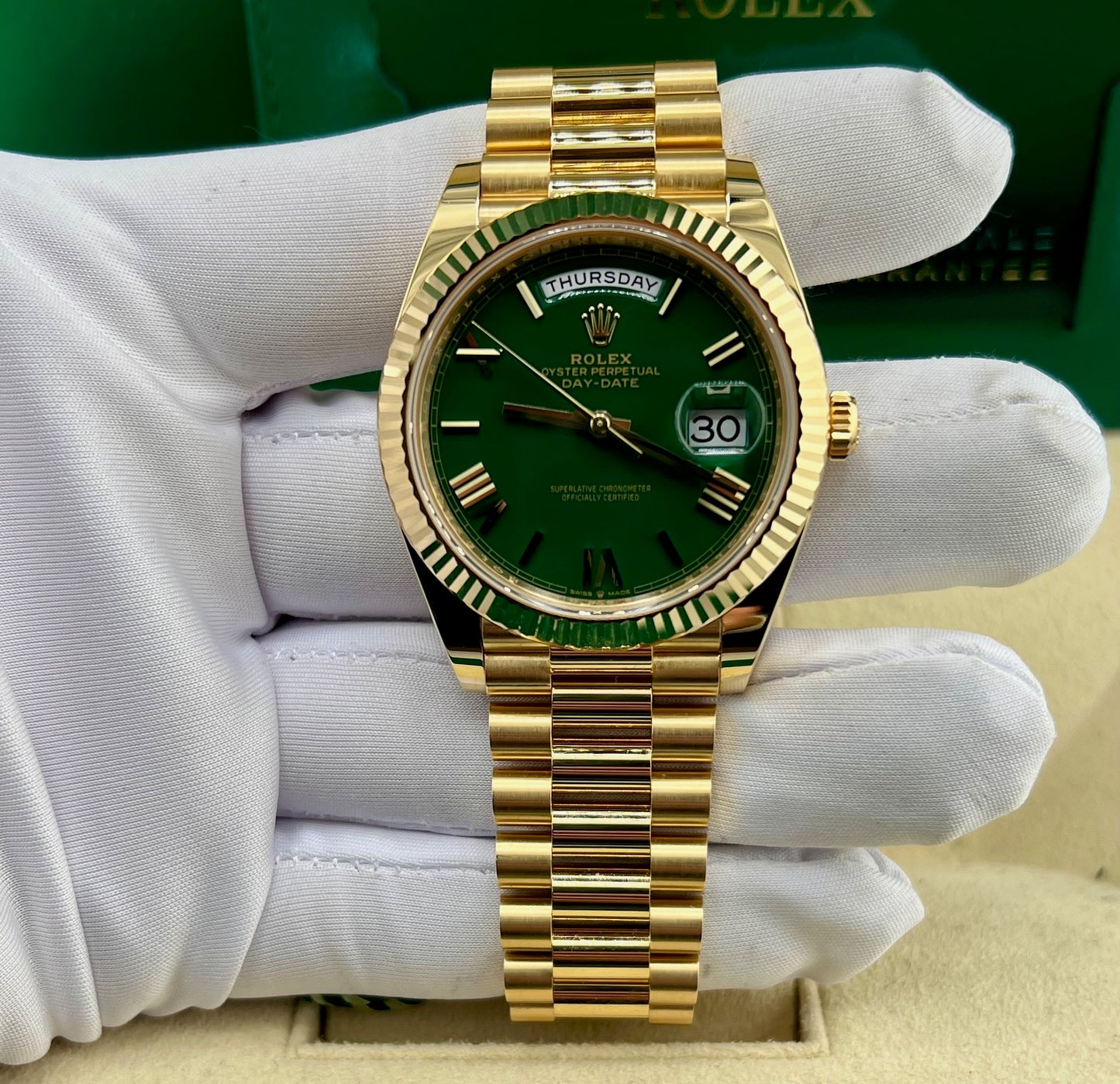 Rolex Day-Date 40mm 228238 Green Dial 2024 like new