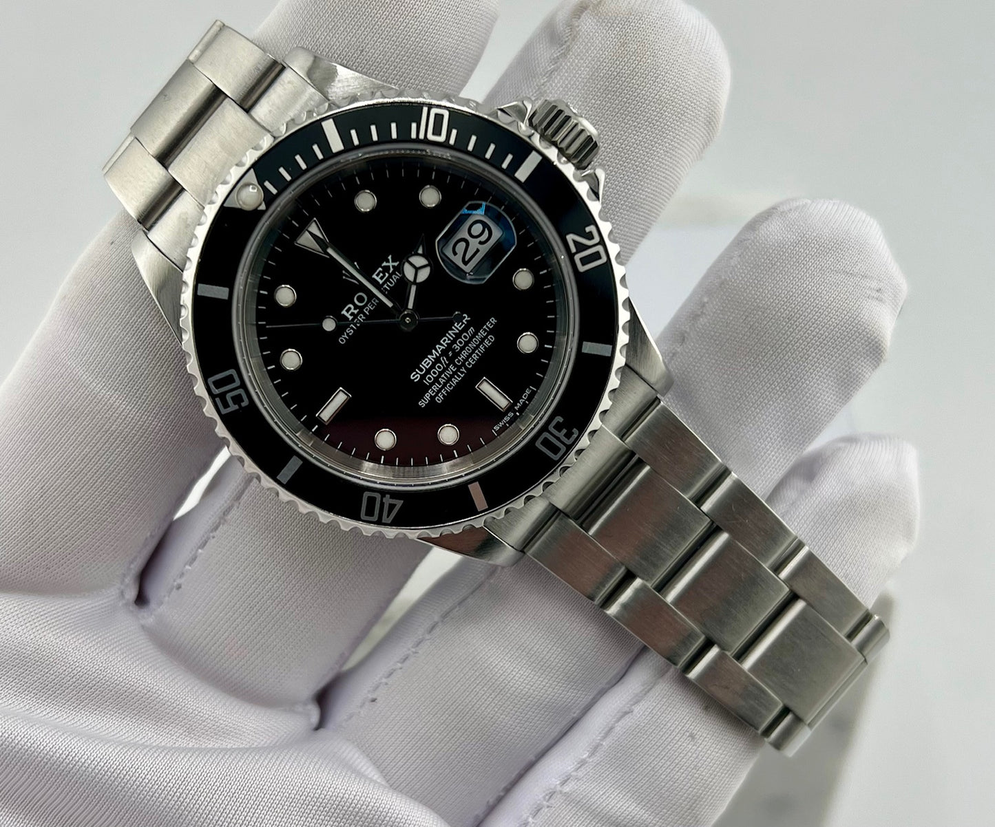 Rolex Submariner Date 16610 Ser. Z No Holes Sel 2007 Service 2024