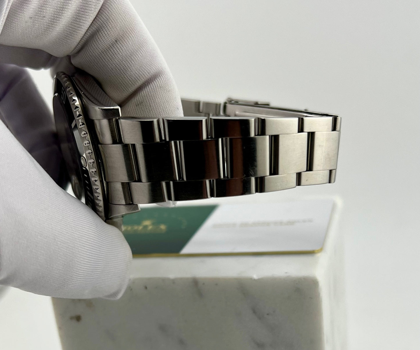 Rolex Submariner Date 16610 Ser. Z No Holes Sel 2007 Service 2024