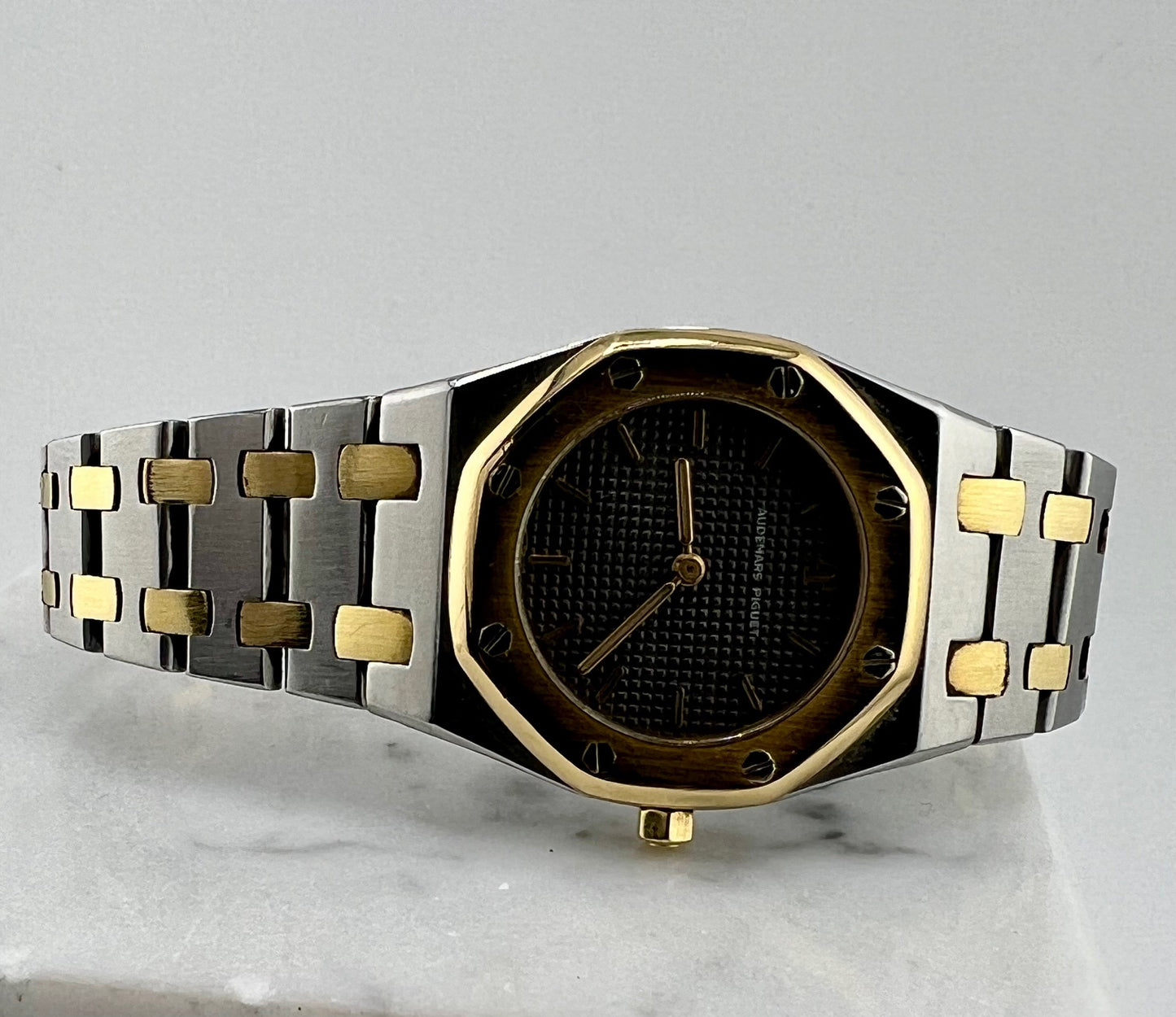 Audemars Piguet Royal Oak Lady 26mm 6707SA 1985 only watch quartz