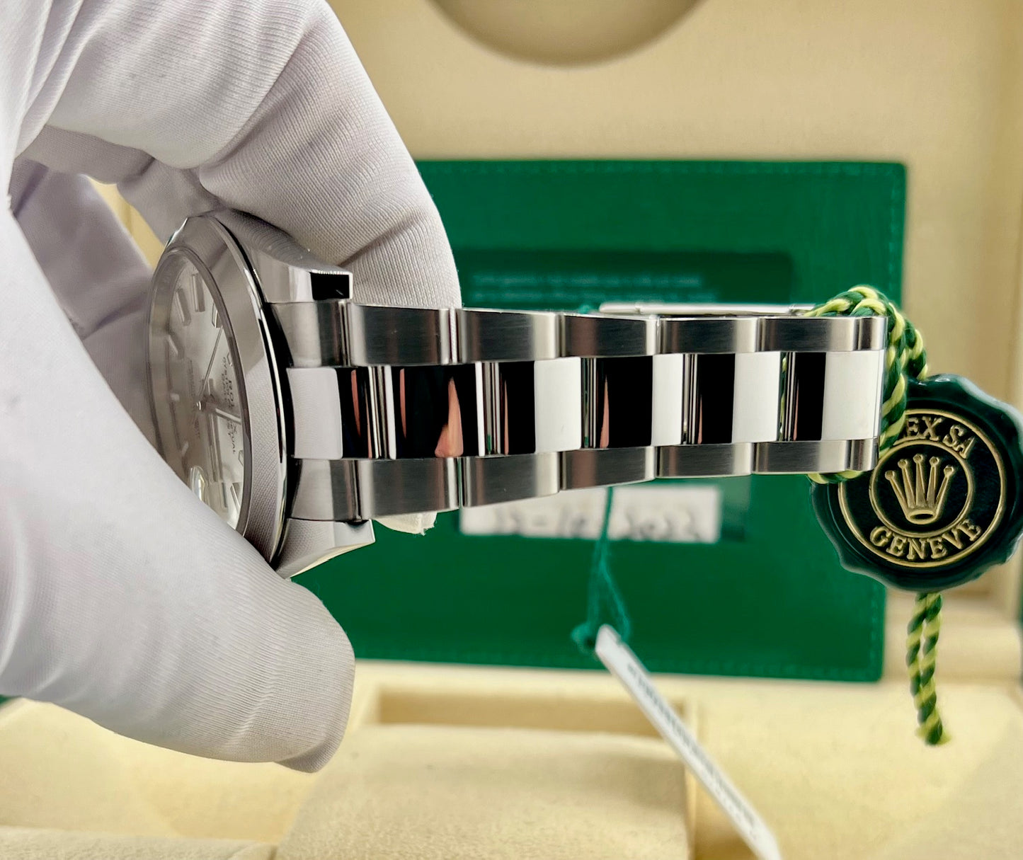 Rolex Datejust 41mm 126300 Silver Dial Oyster 2023