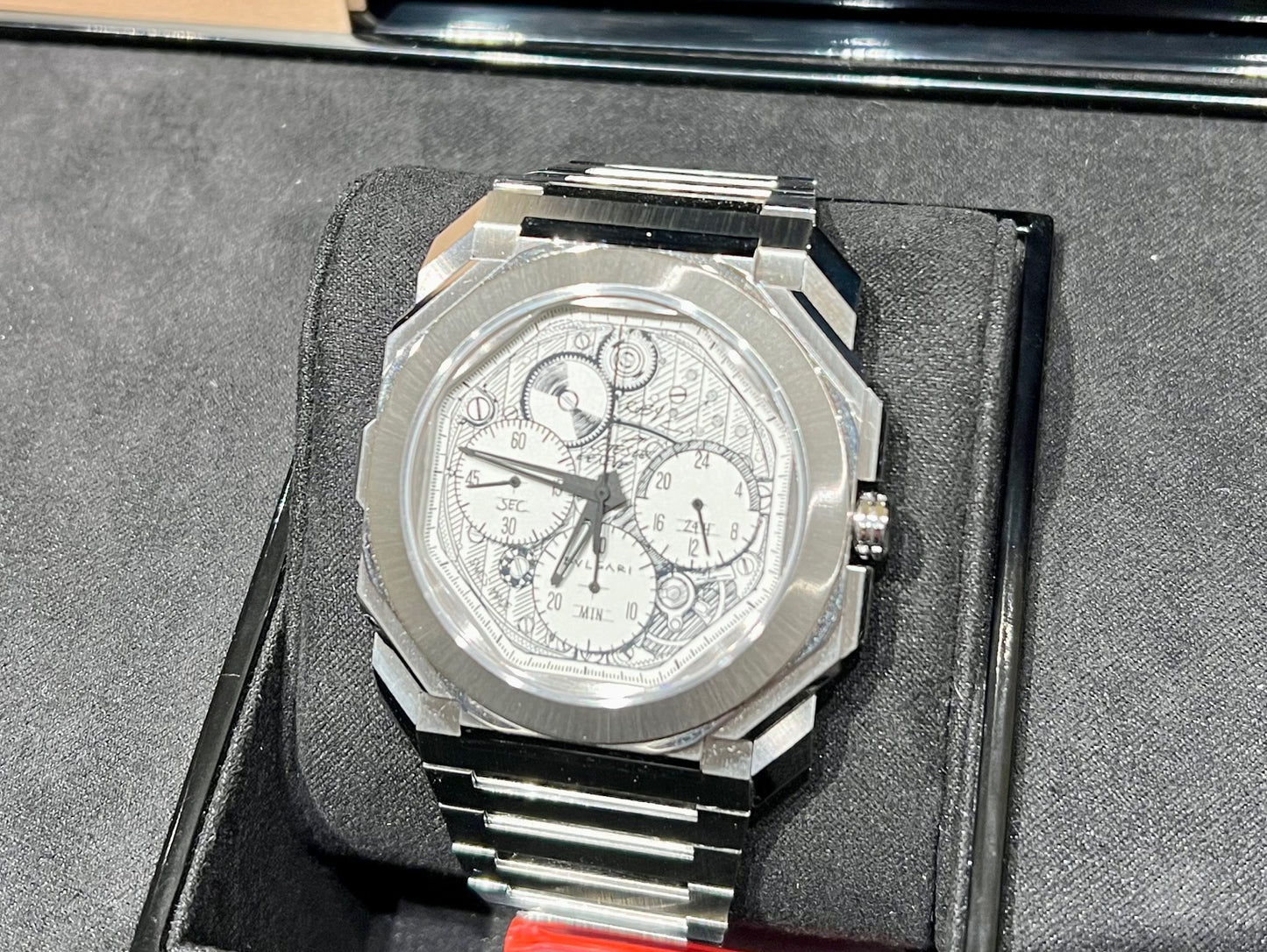 Bulgari Octo Finissimo Sketch 104192 like new 2024