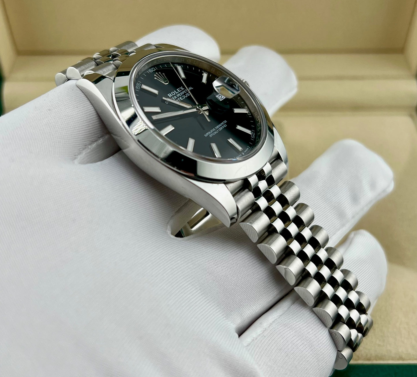 Rolex Datejust 41mm 126300 Black Dial Jubilèe No Paper Rolex