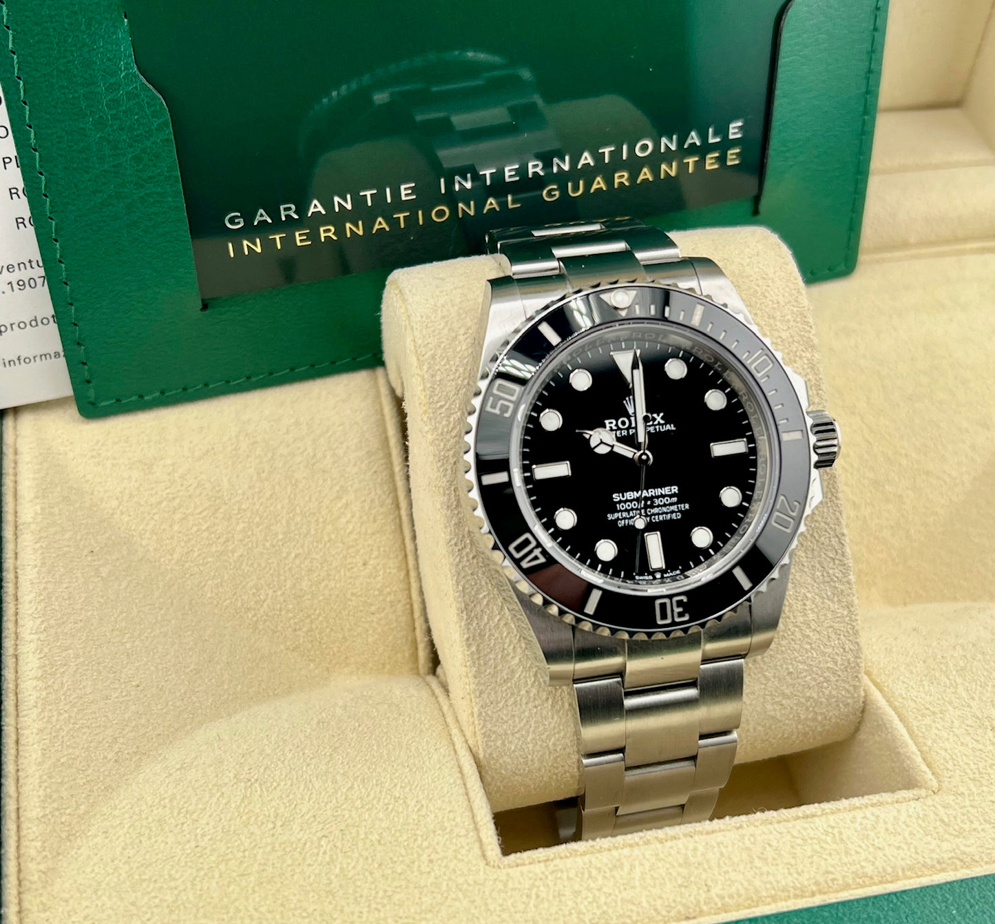 Rolex Submariner No Date 124060 41mm 2022 Full Set