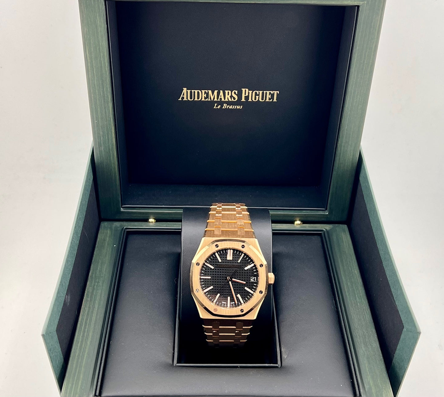 Audemars Piguet Royal Oak Selfwinding "50th Anniversary" 2022 Full Set