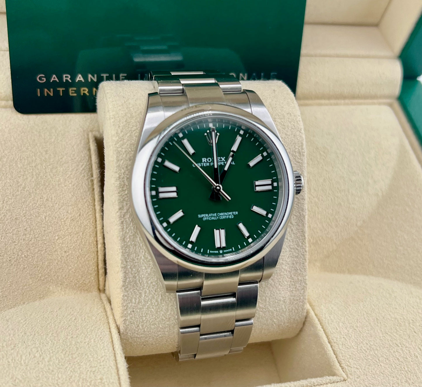 Rolex Oyster Perpetual 41mm 124300 Green Dial 2022