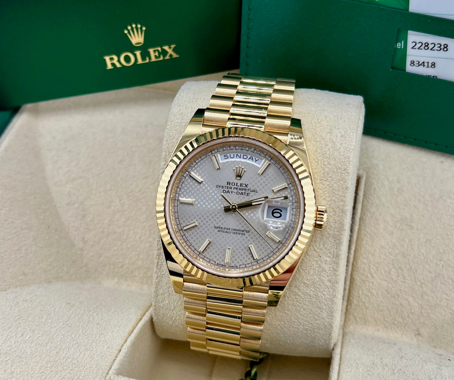 Rolex Day-Date 40mm 228238 Silver Diagonal Motif Dial 2019 full Set