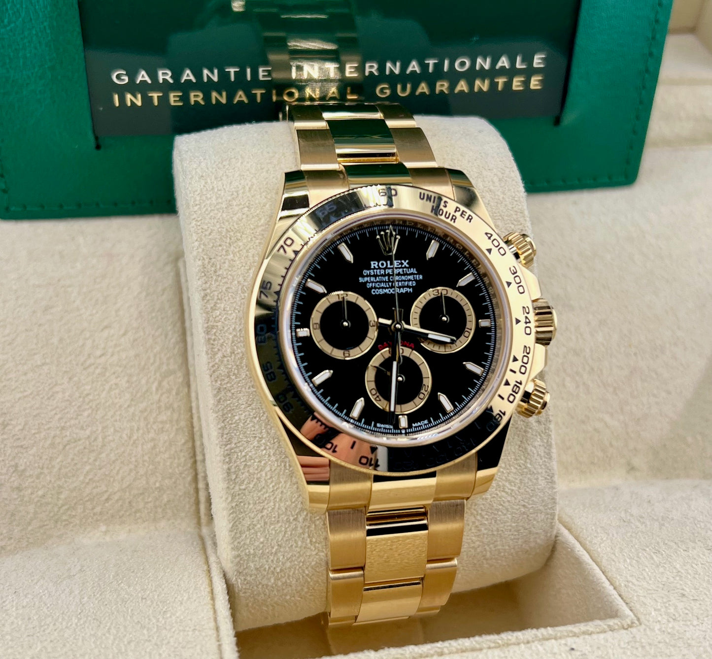 Rolex Cosmograph Daytona 126508 Black Dial 2023 full set