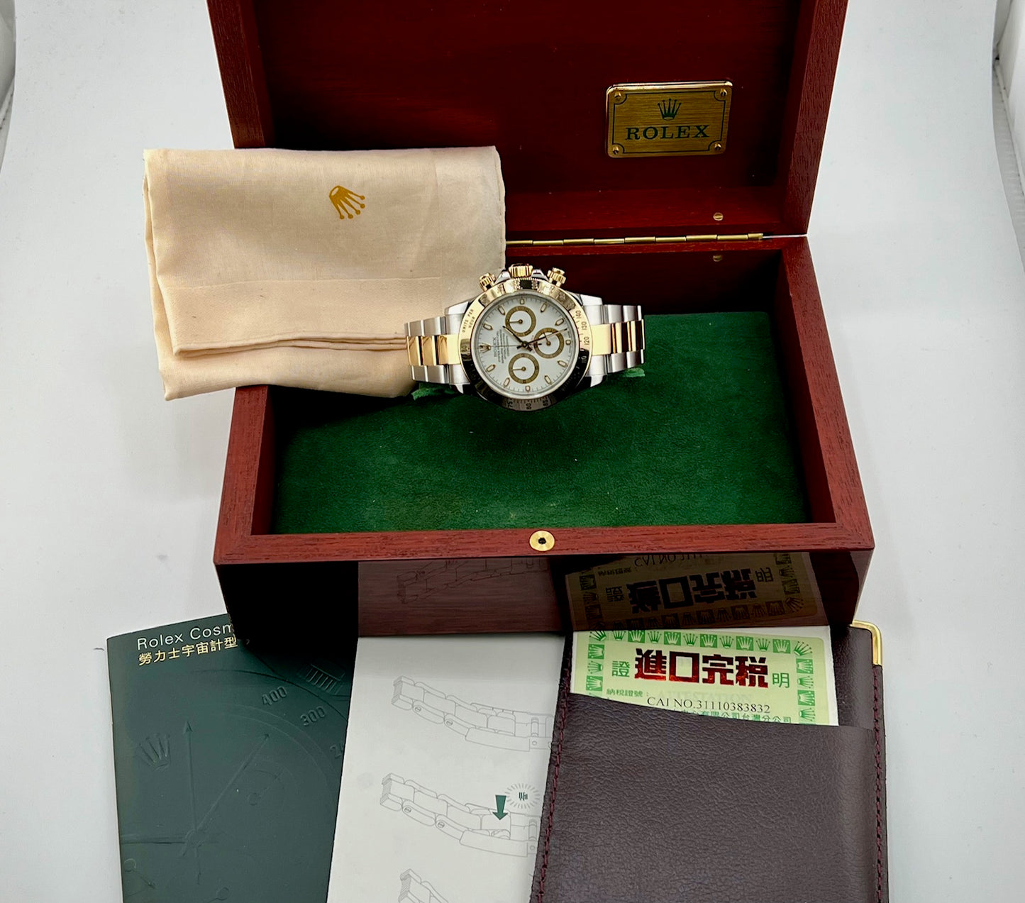 Rolex Daytona 116523 White Dial 2002 Full Set