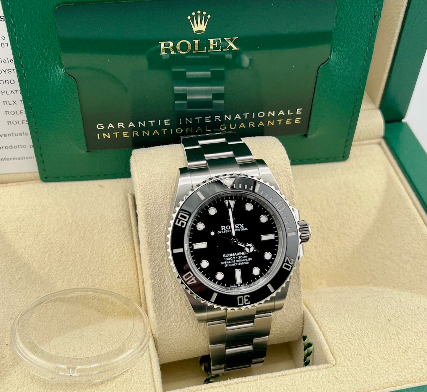Rolex Submariner No Date 124060 41mm 2024 like new