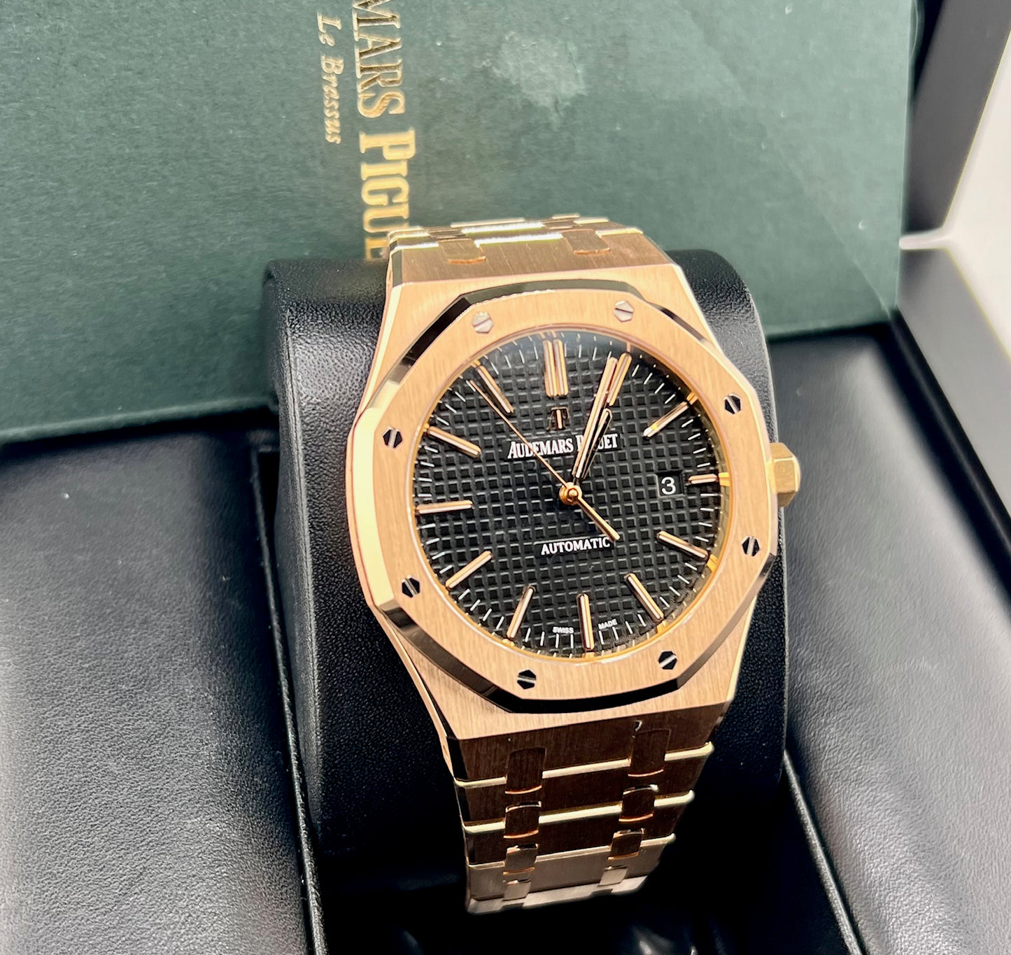 Audemars Piguet Royal Oak 15400OR Black Dial 2018 41mm full set