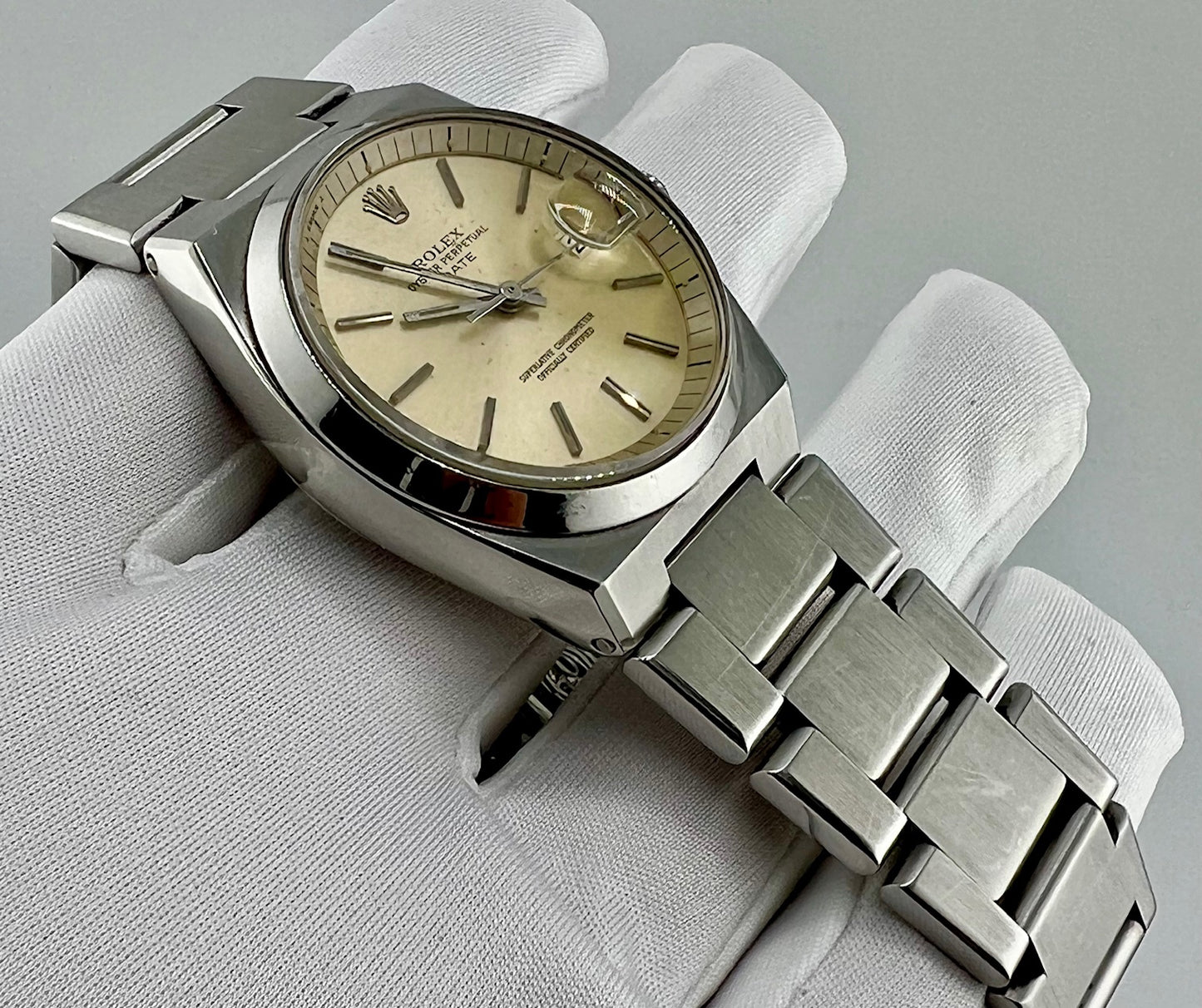 Rolex Oyster Perpetual Date 1530 1975 perizia