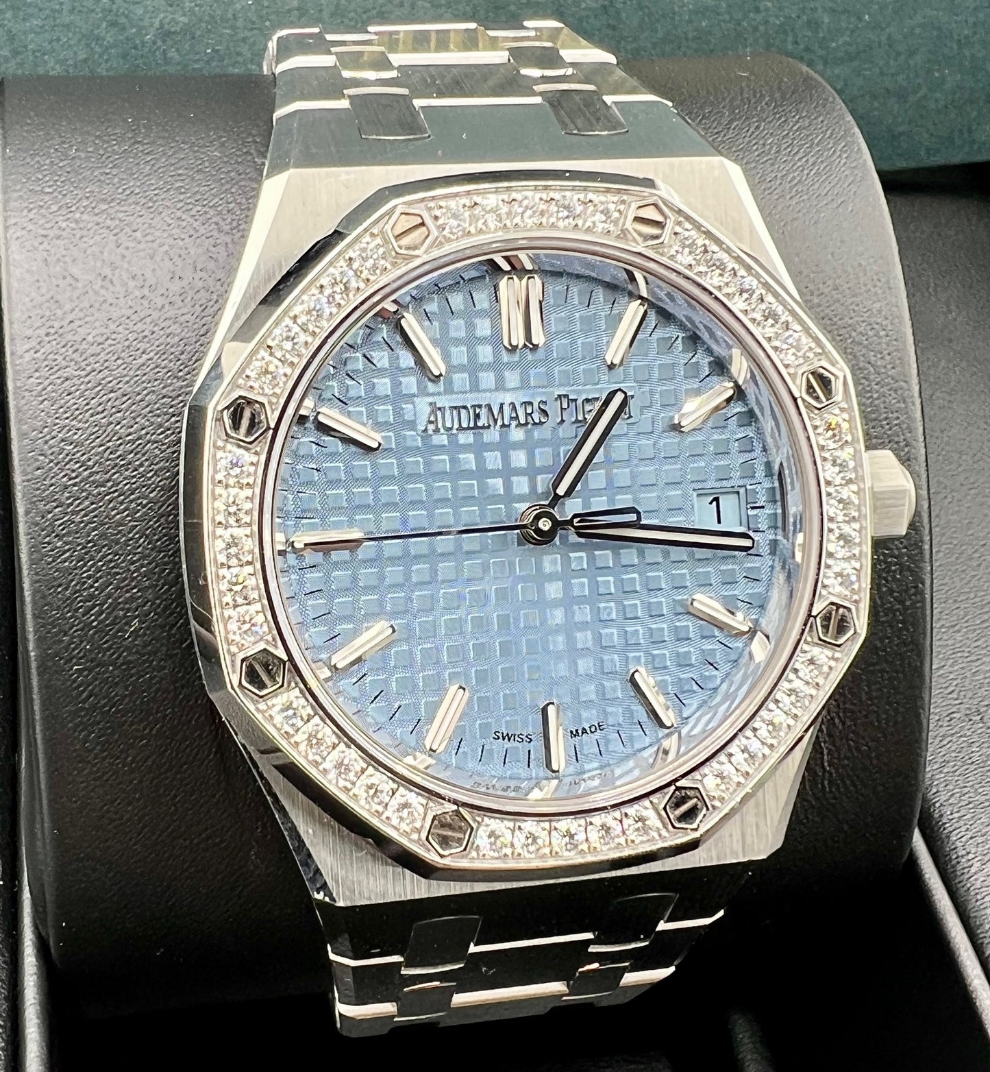 Audemars Piguet Royal Oak Selfwinding 77451ST New 2025 Ice blue 34mm