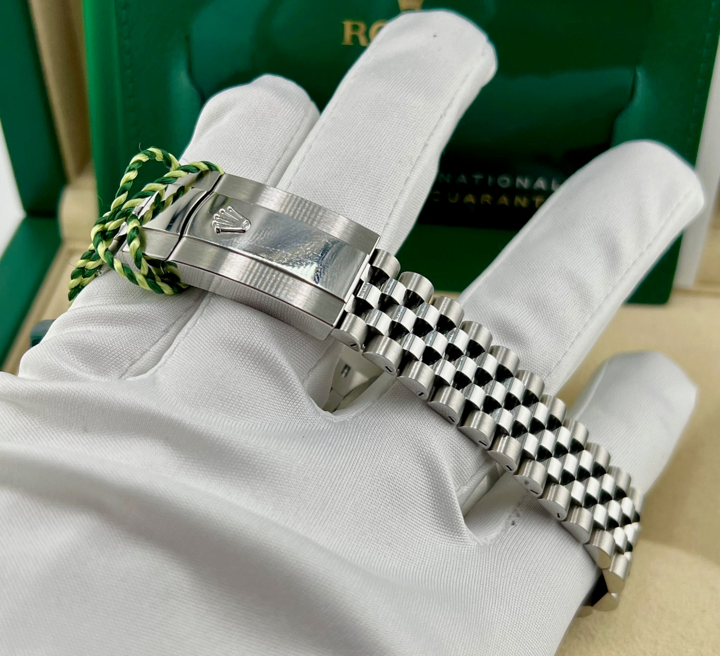 Rolex Datejust 41mm 126334 Black Dial Jubilèe 2024