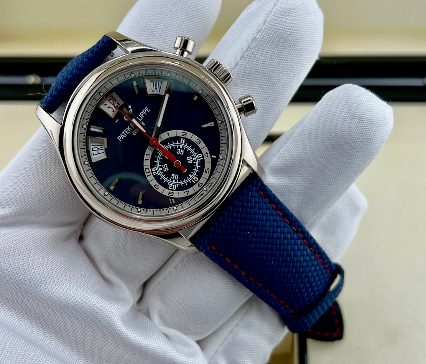Patek Philippe Annual Calendar Chronograph 5960/01G White Gold 2019 Deployantèe