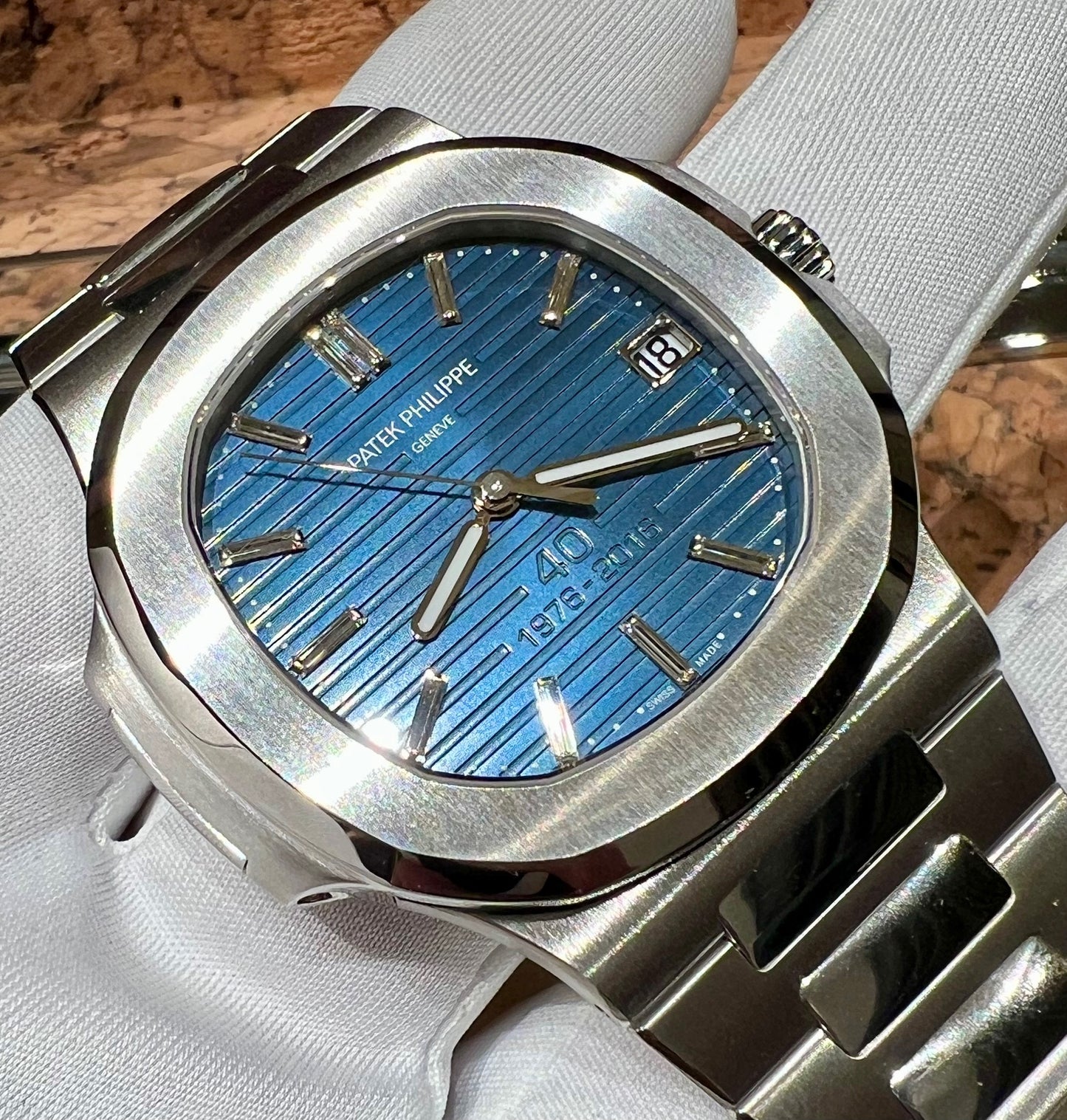 Patek Philippe 40th Anniversary Nautilus 5711/P 2017 NUOVO Rarissimo