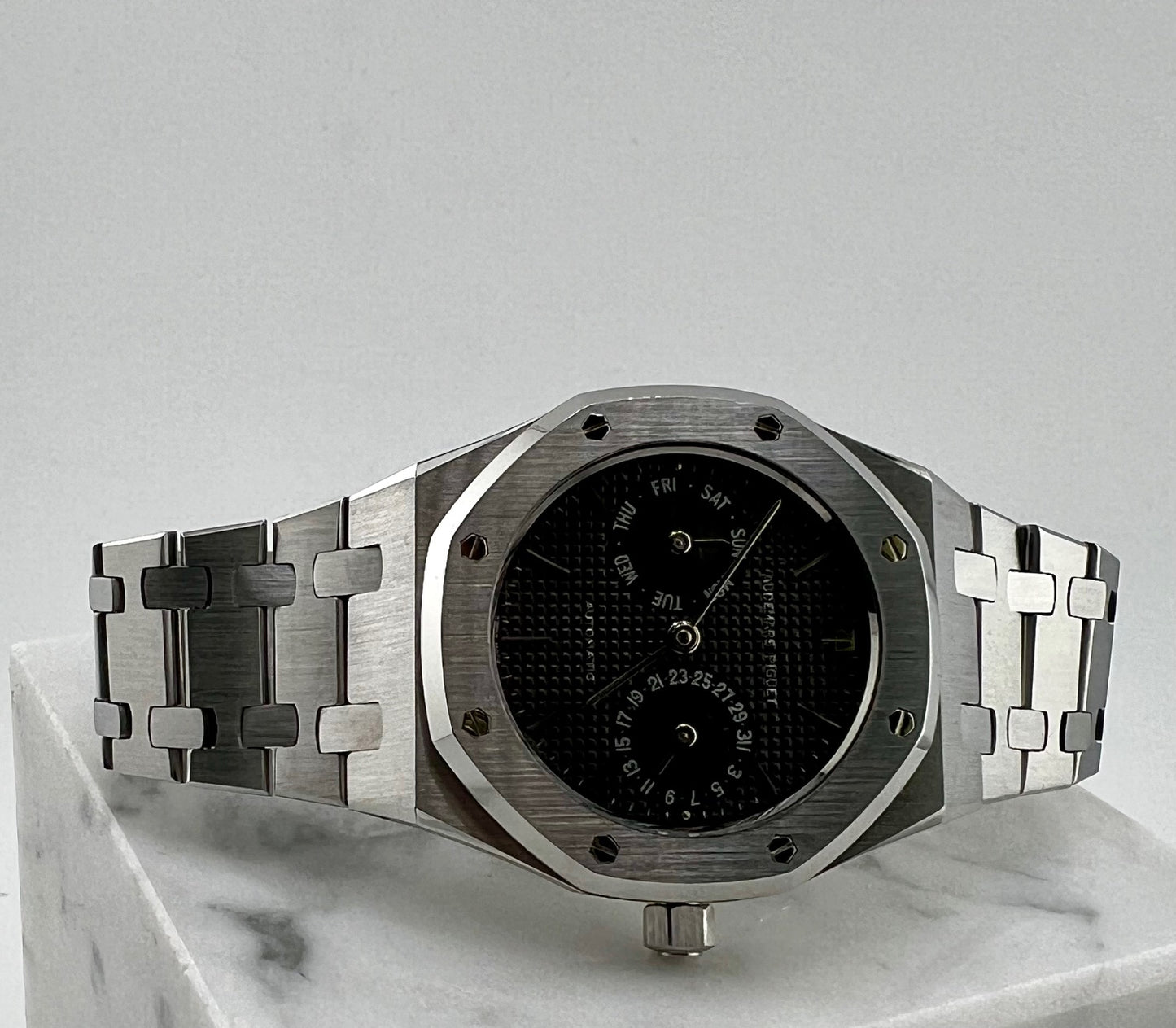 Audemars Piguet Royal Oak Day-date 25572ST Black Dial solo orologio only watch