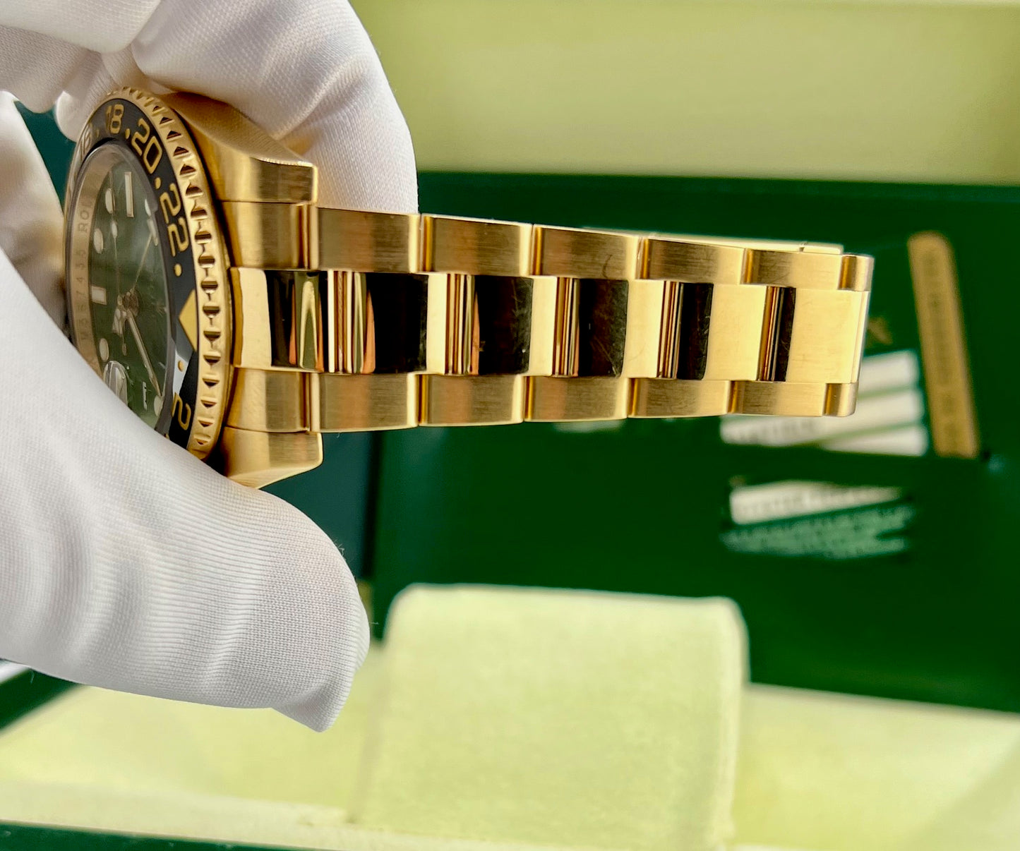 Rolex GMT-Master II 116718LN Green Dial 2008 Ita
