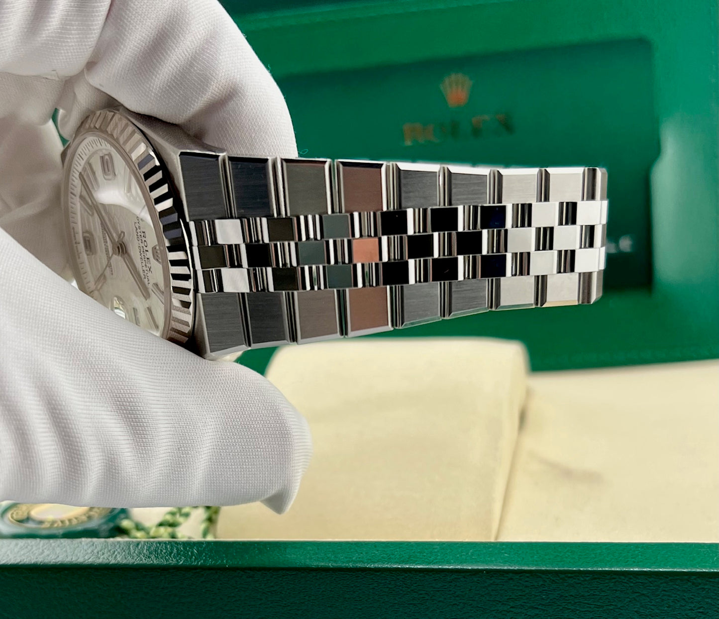 Rolex Land-dweller 40mm 2025 127334 NEW