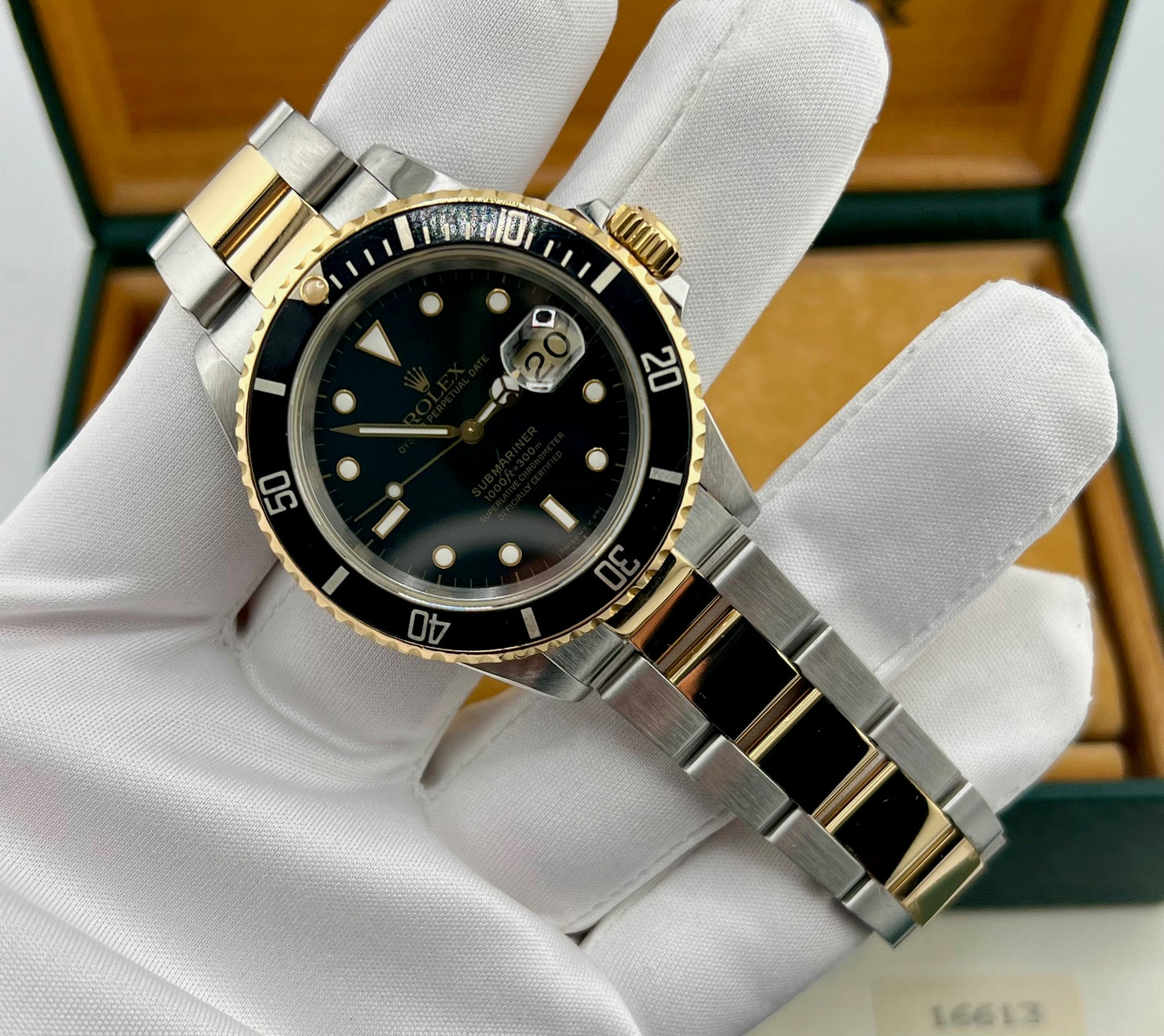 Rolex Submariner Date 16613 Black Dial 1990 Full Set