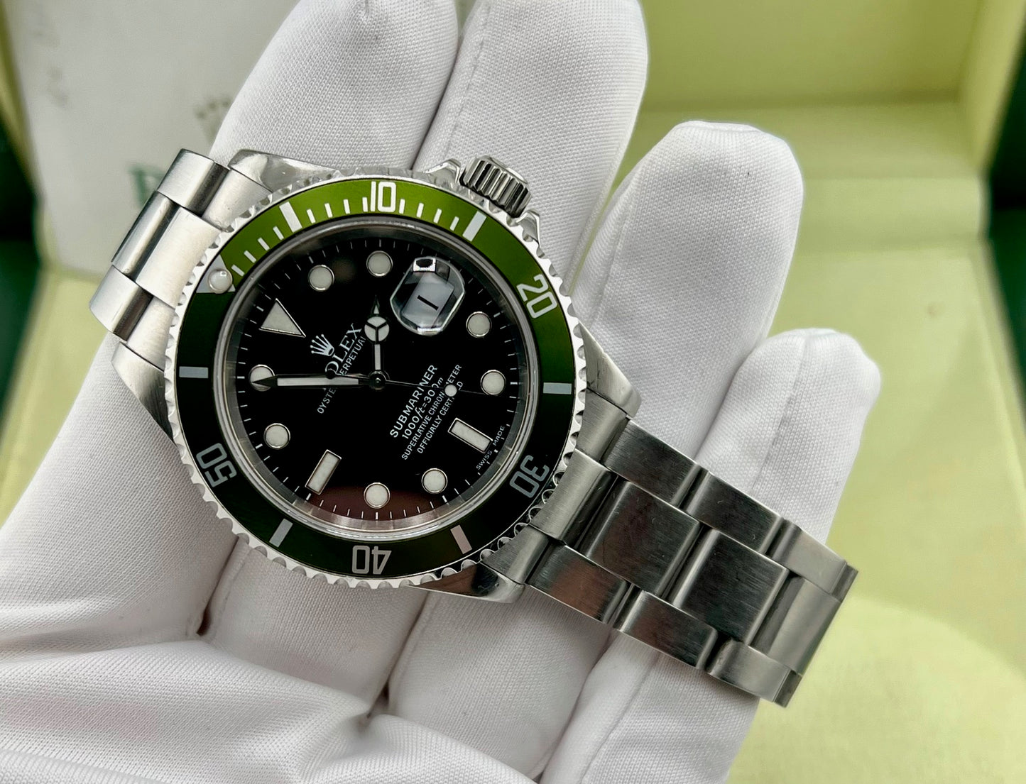 Rolex Submariner "Kermit" 16610LV 2005 Box&paper