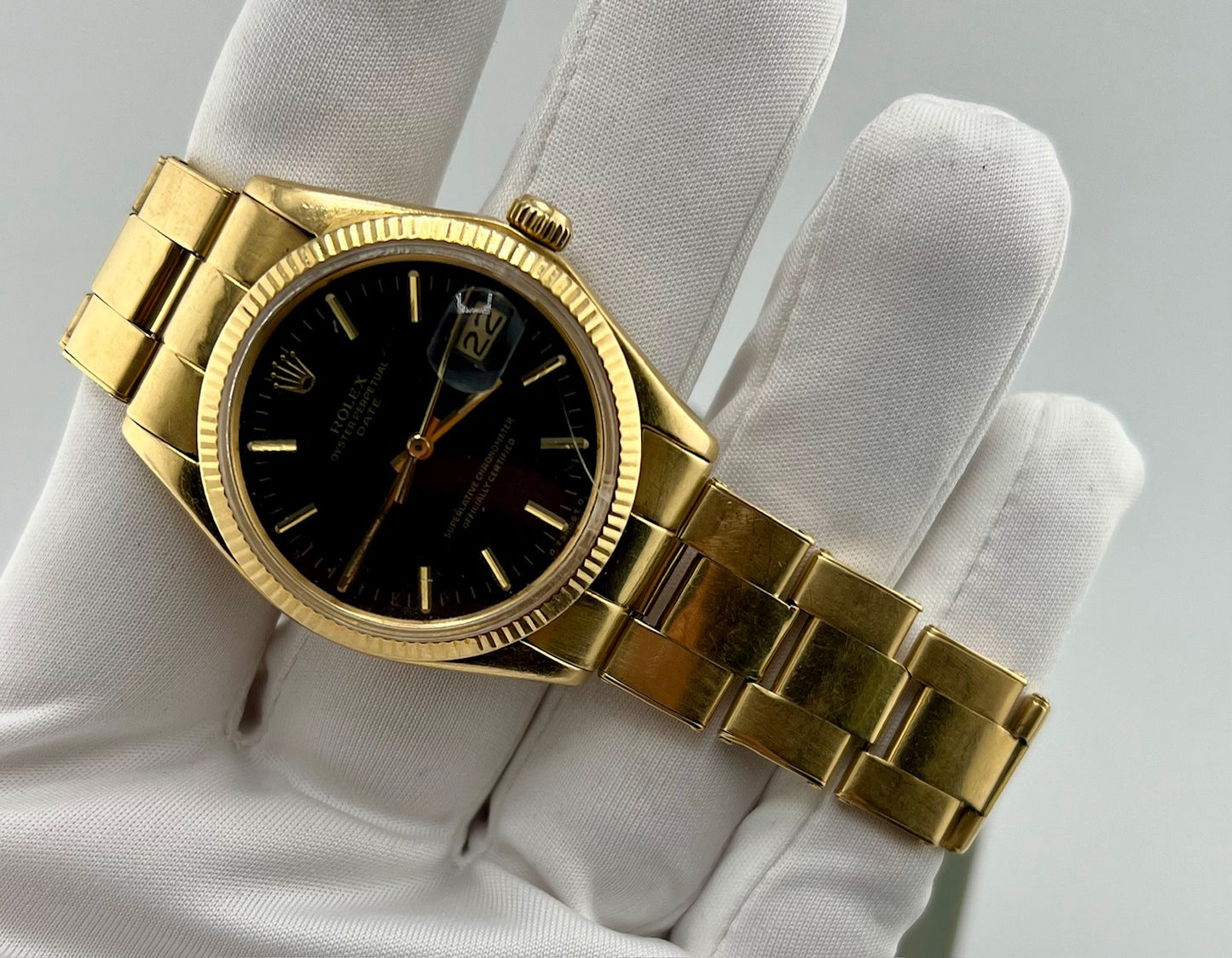 Rolex Oyster Perpetual Date 1503/8 34mm black dial 1971