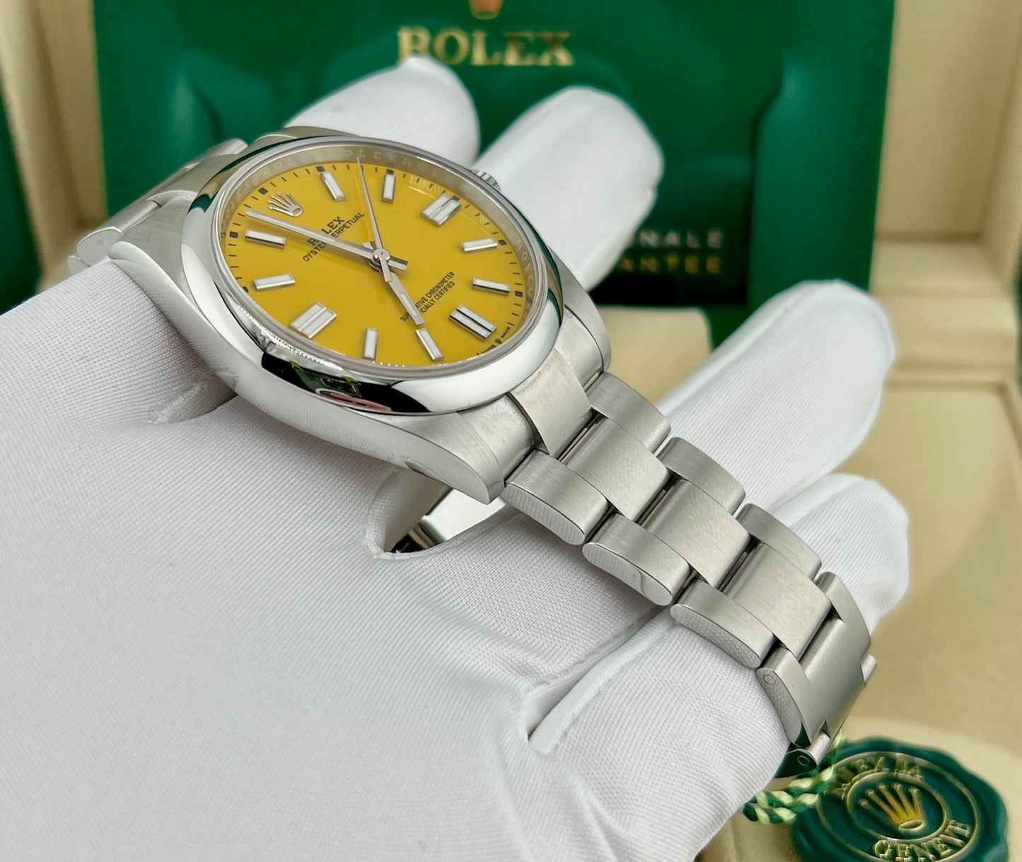Rolex Oyster Perpetual 41mm 124300 Yellow 2021