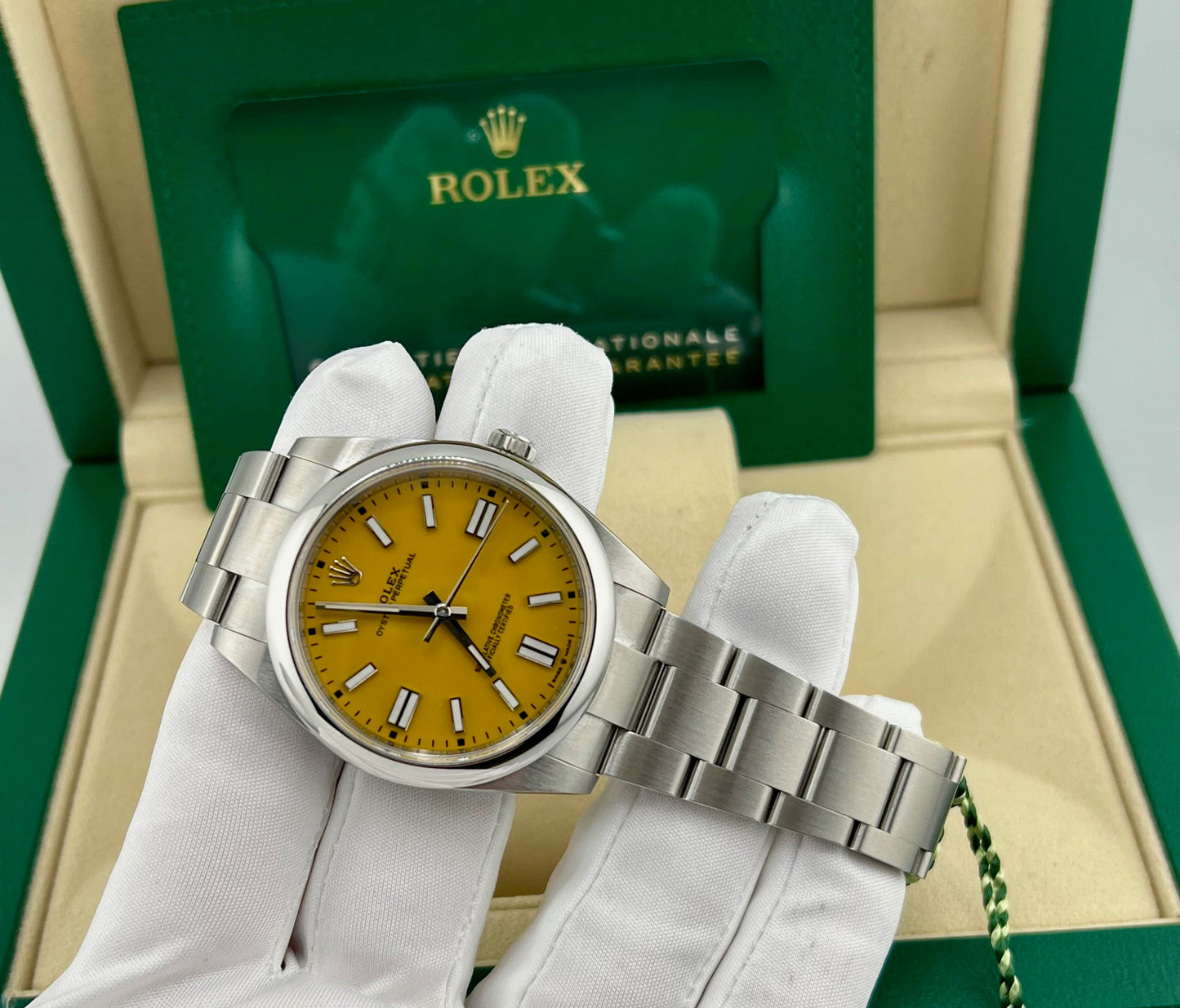 Rolex Oyster Perpetual 41mm 124300 Yellow 2021