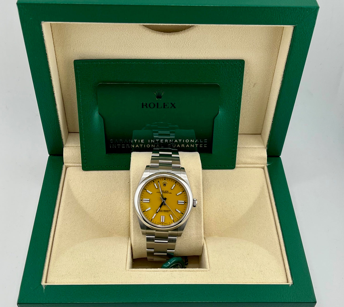 Rolex Oyster Perpetual 41mm 124300 Yellow 2021