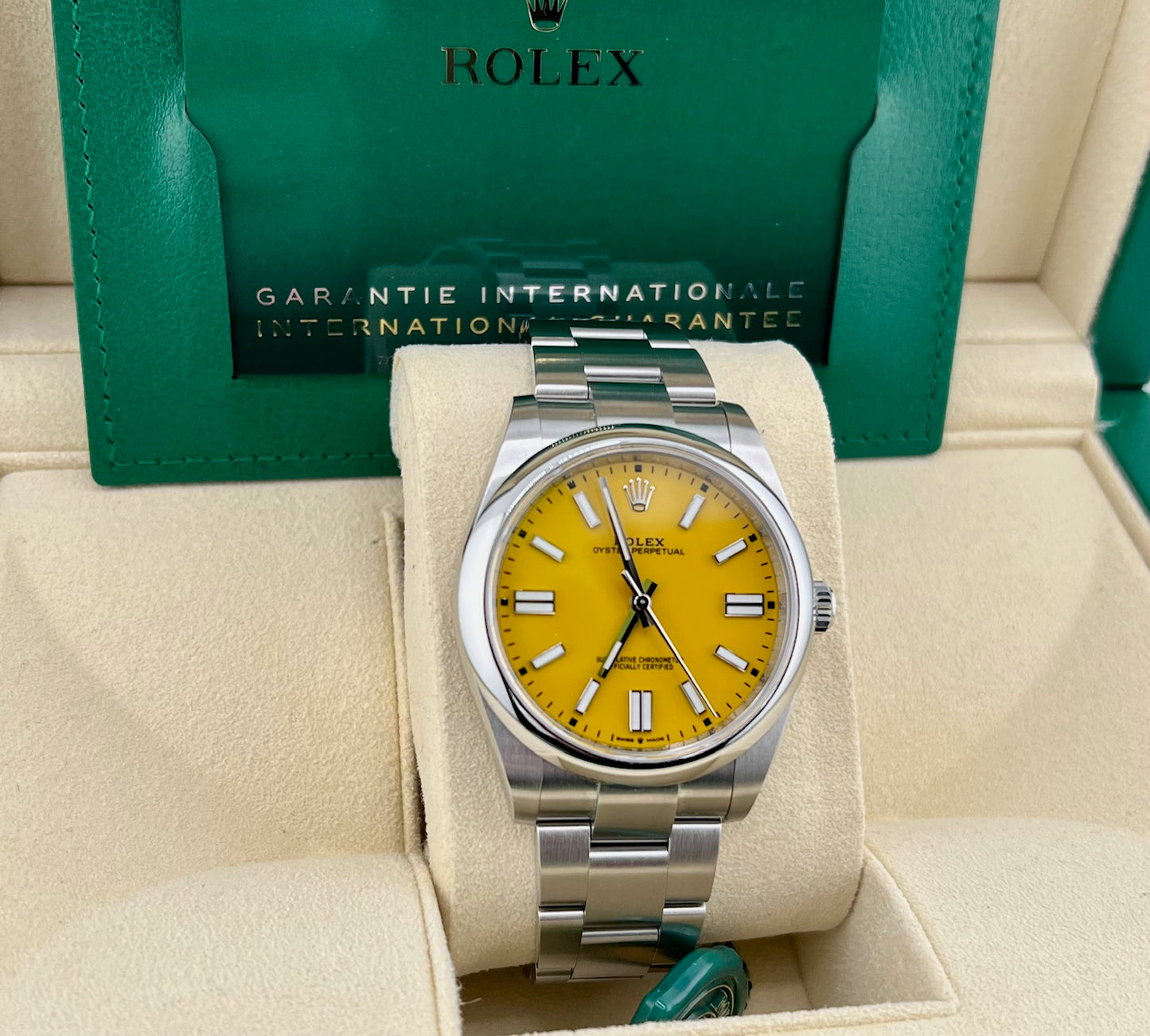 Rolex Oyster Perpetual 41mm 124300 Yellow 2021
