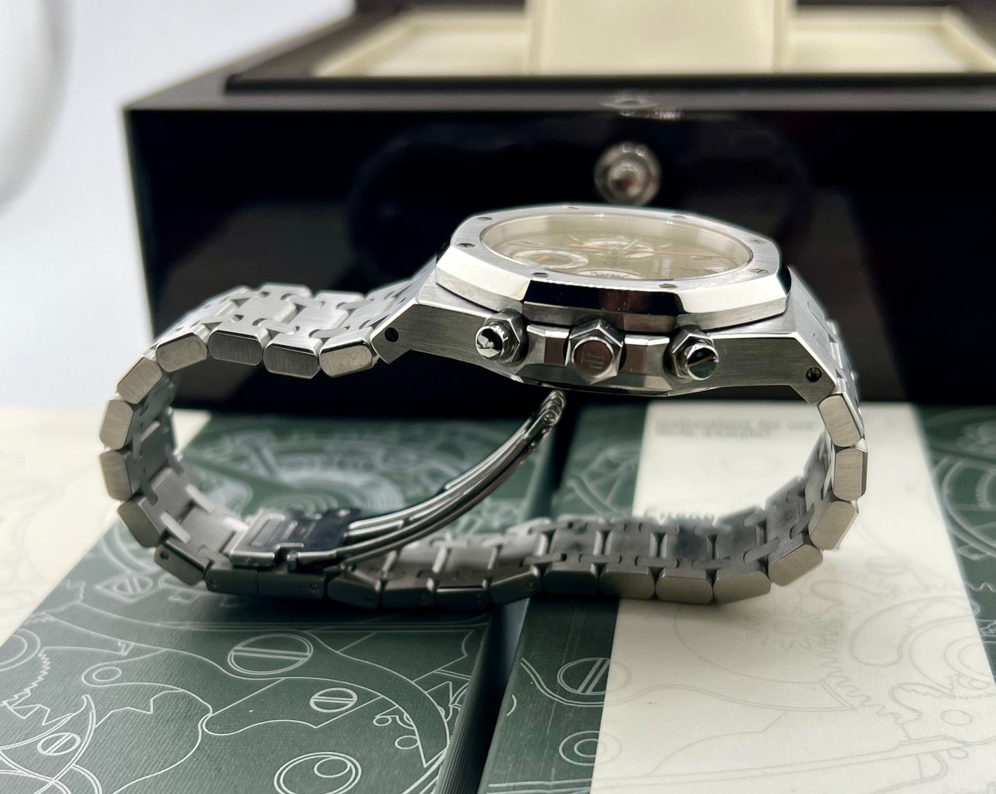 Audemars Piguet Royal Oak Chronograph 26300ST 39mm Full Set 2009