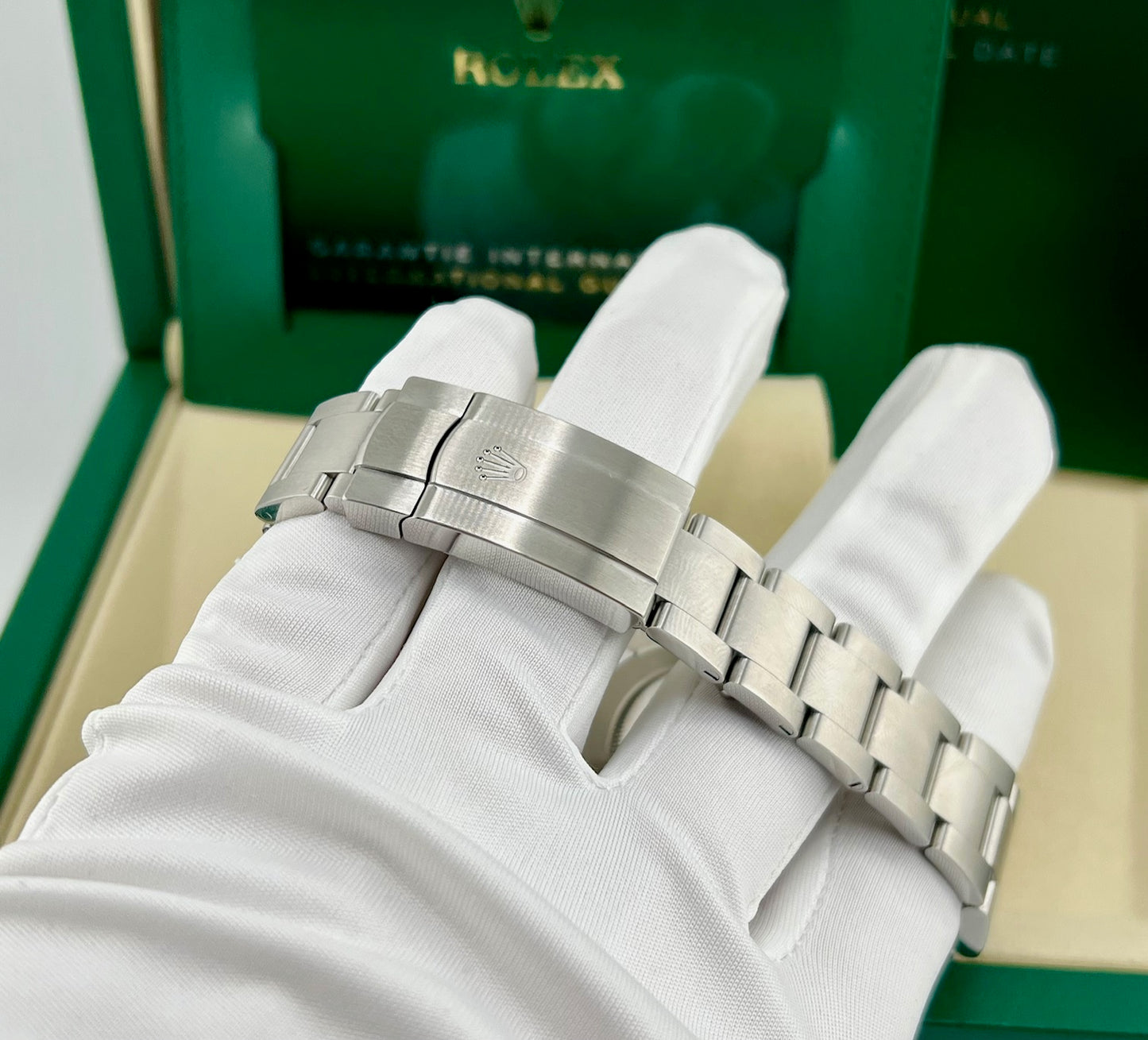 Rolex Oyster Perpetual 41mm 124300 Black Dial 2025 New