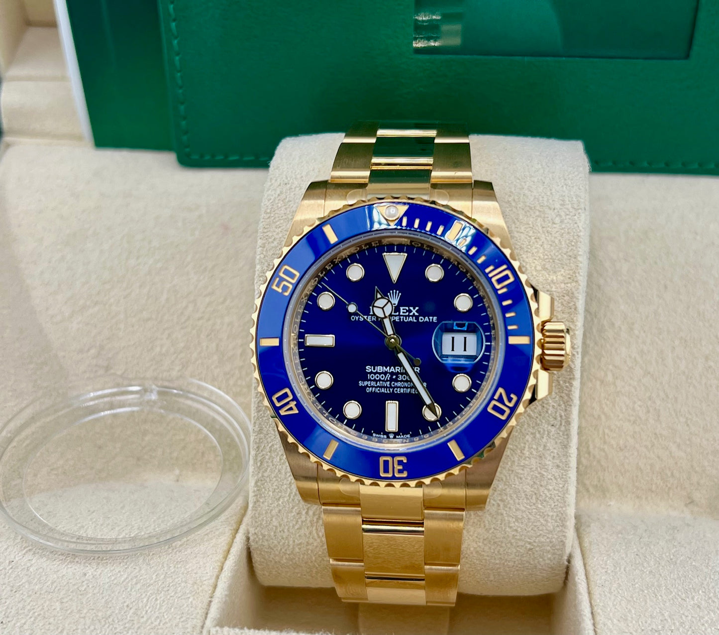 Rolex Submariner Date 41mm 126618LB New 2021 partial stickers