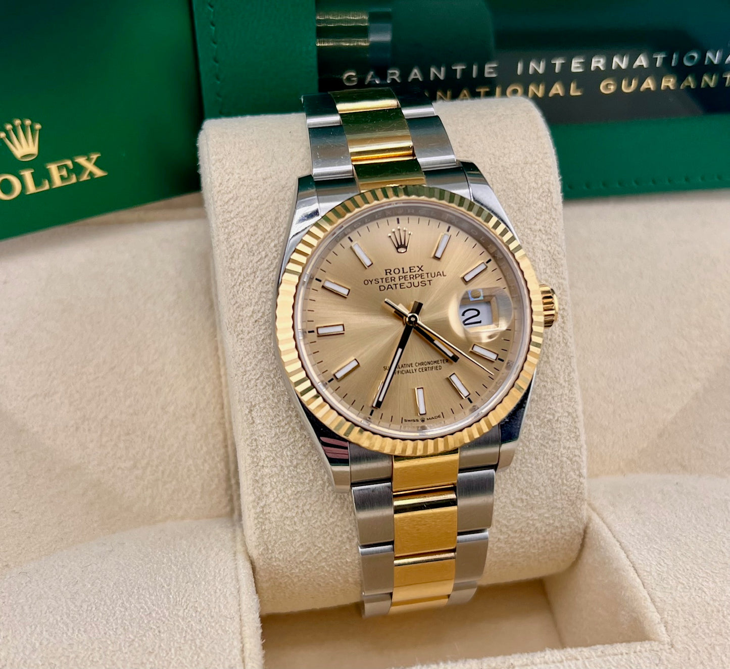Rolex Datejust 36mm 126233 Champagne Dial Oyster 2024