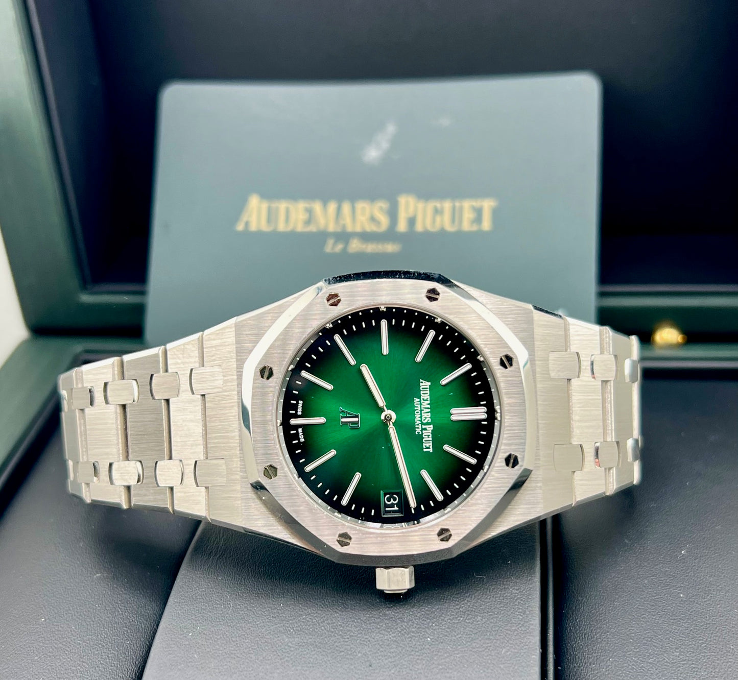 Audemars Piguet Royal Oak "Jumbo" Extra-Thin 16202PT Green Dial 2022 50TH