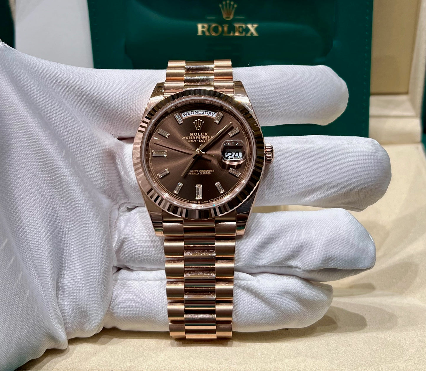 Rolex Day-Date 40mm 228235 Chocolate Dial Baguette index 2023