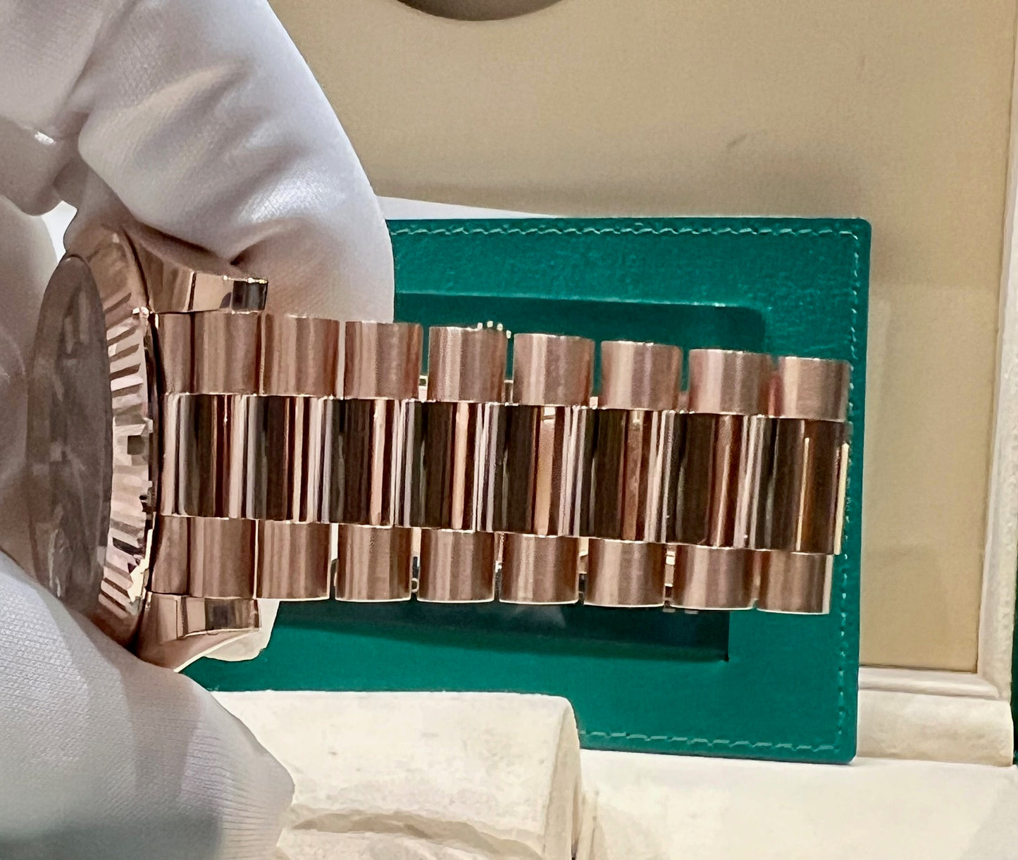 Rolex Day-Date 40mm 228235 Chocolate Dial Baguette index 2023