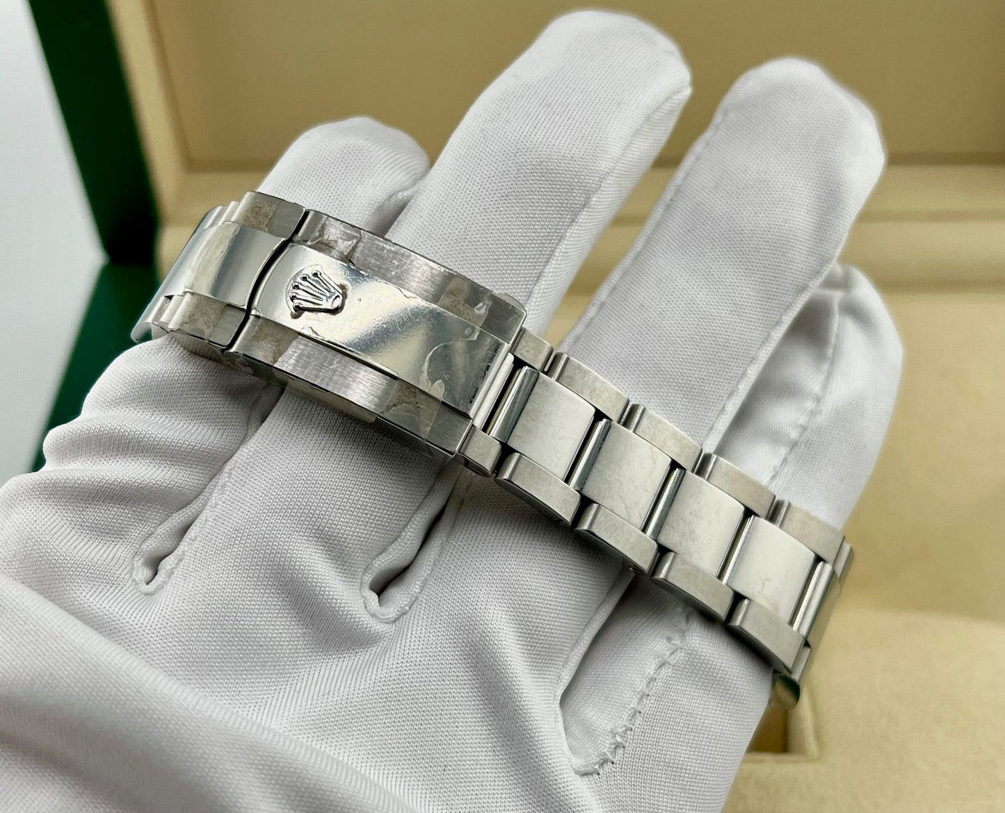 Rolex Datejust 41 mm 126334 Green Fluted Dial 2024 Oyster
