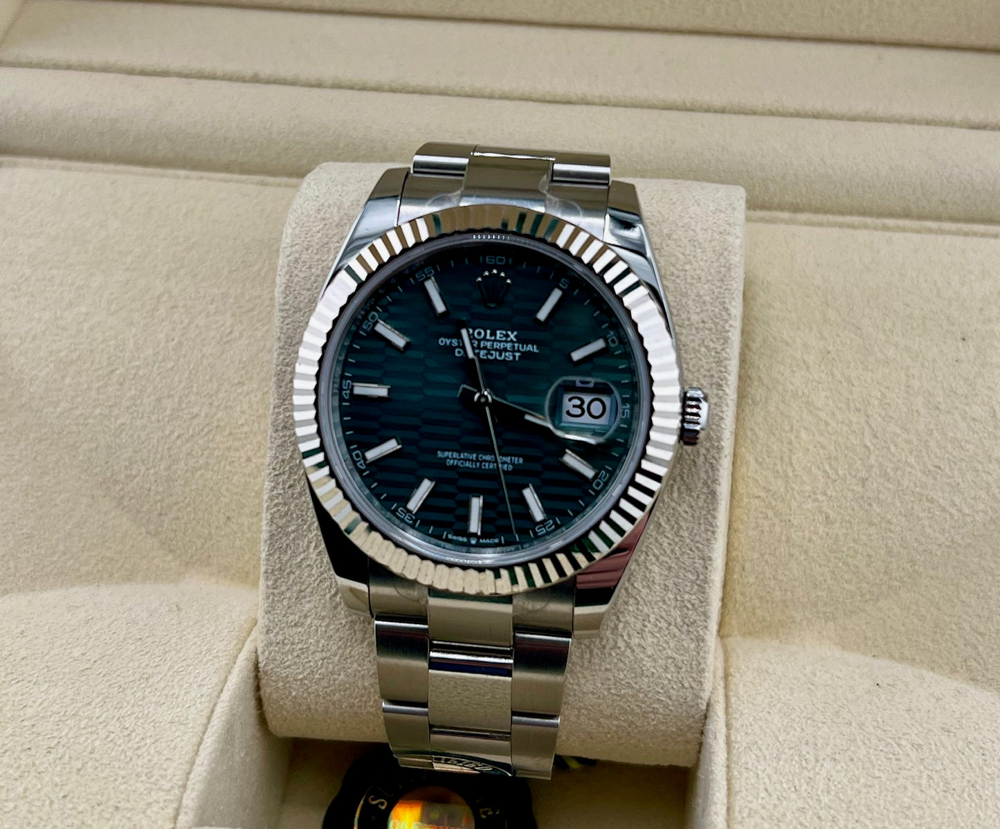 Rolex Datejust 41 mm 126334 Green Fluted Dial 2024 Oyster
