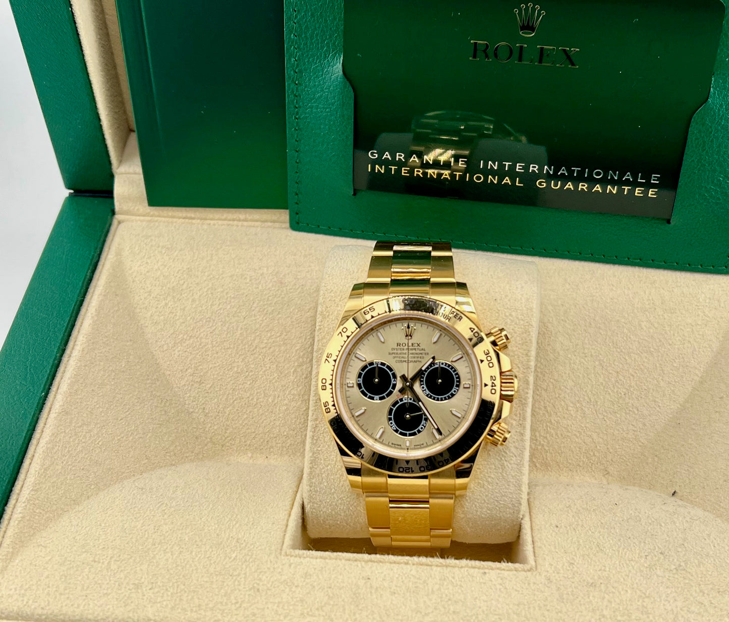 Rolex Cosmograph Daytona 126508 Pikachu 2023 full set