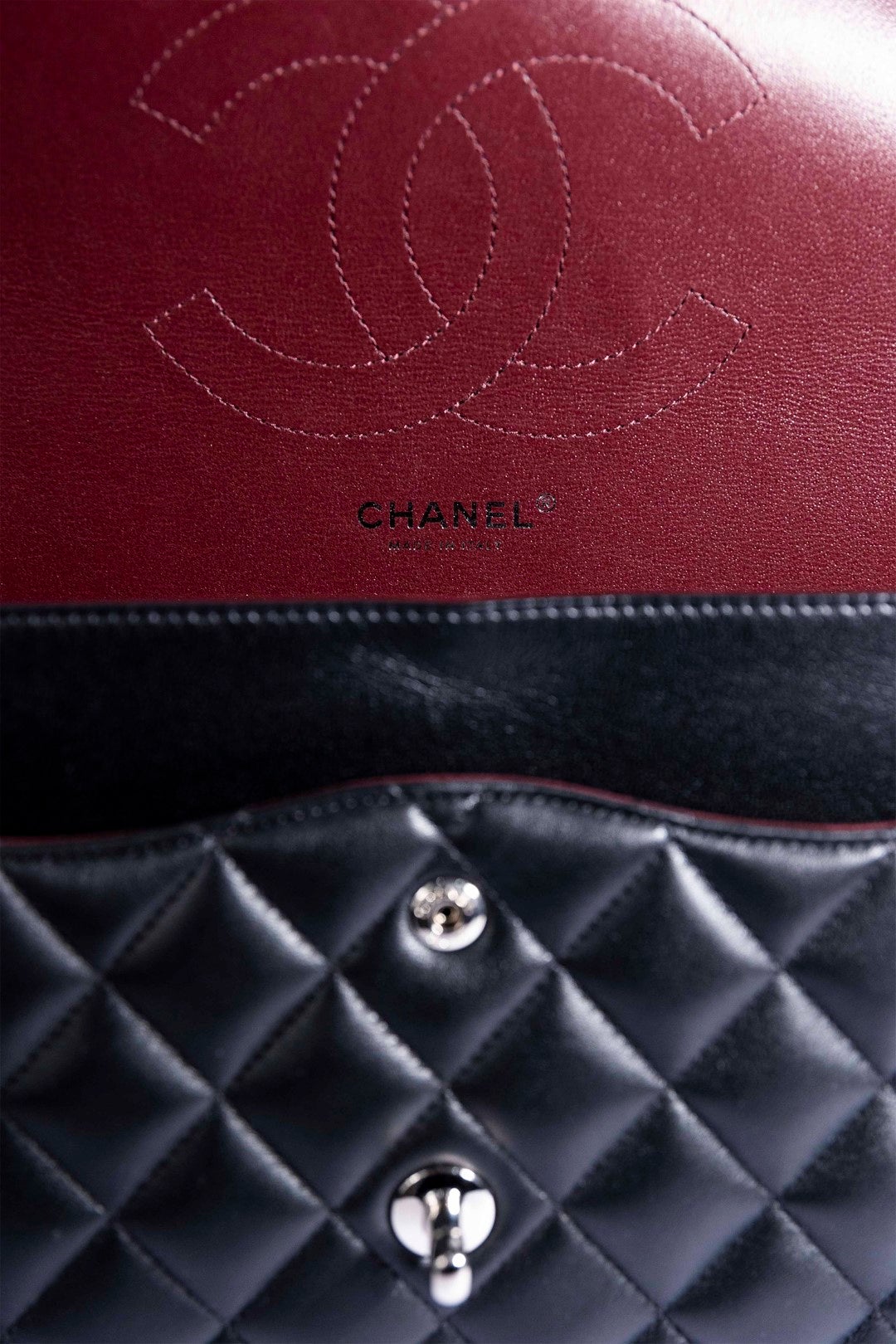 CHANEL Timeless classica